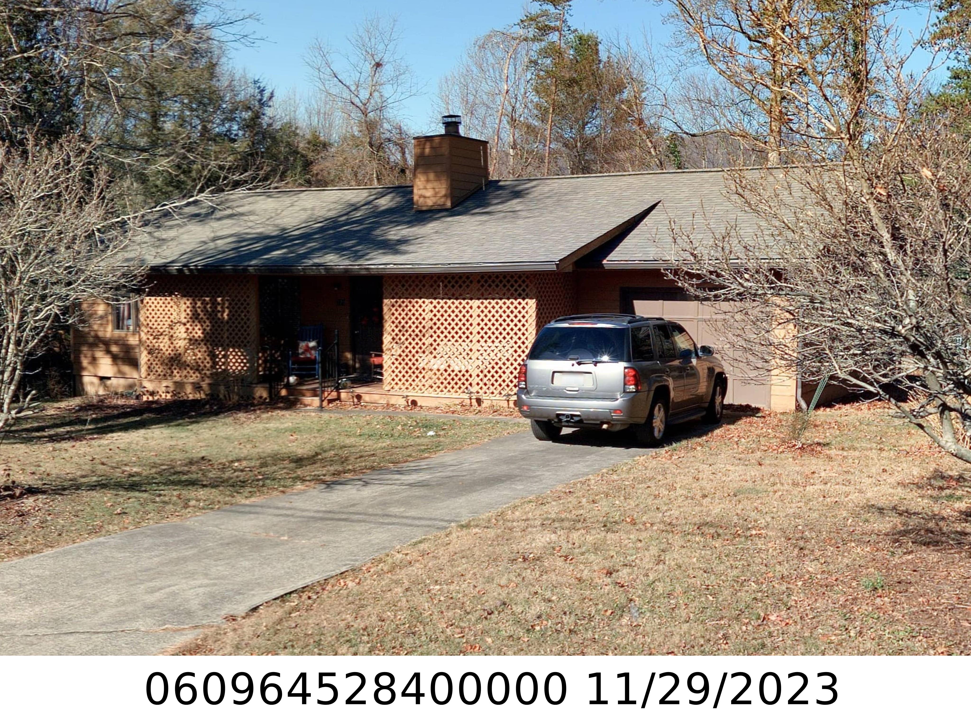 A picture of the property located at 110 TAYLOR ST, BLACK MOUNTAIN NC 28711.