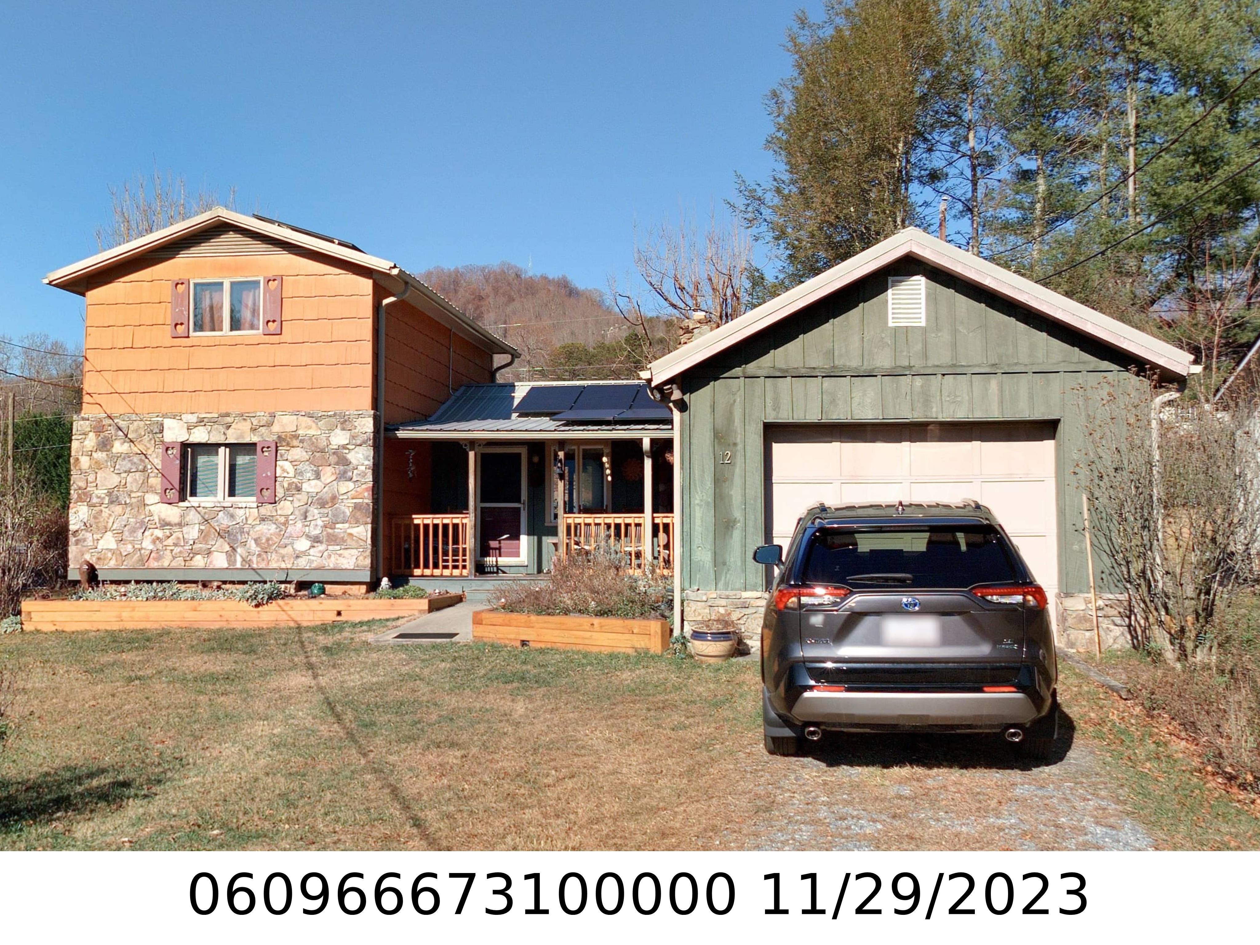A picture of the property located at 12 HAPPY HILL LN, BLACK MOUNTAIN NC 28711.
