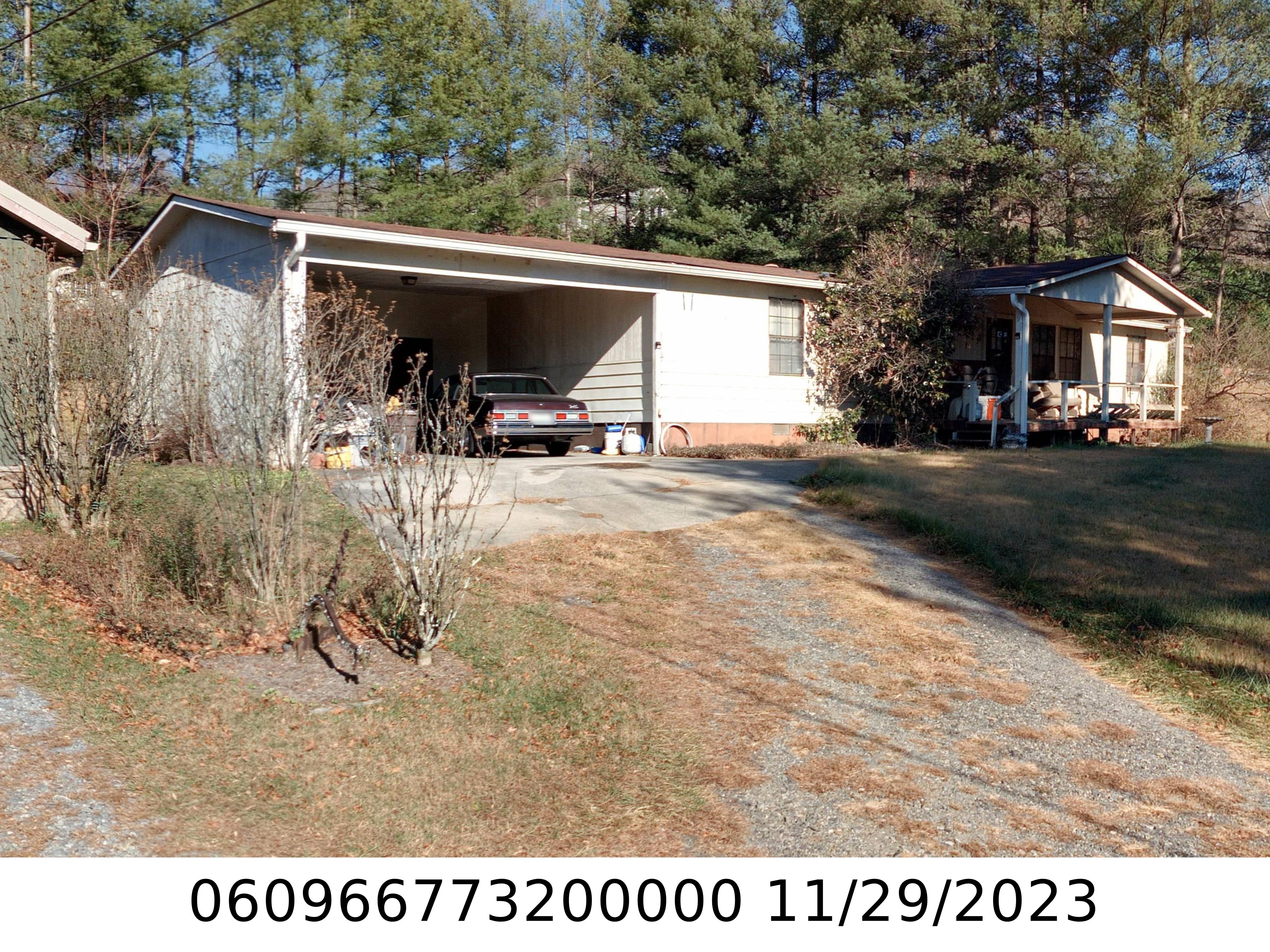 A picture of the property located at 9 HAPPY HILL LN, BLACK MOUNTAIN NC 28711.