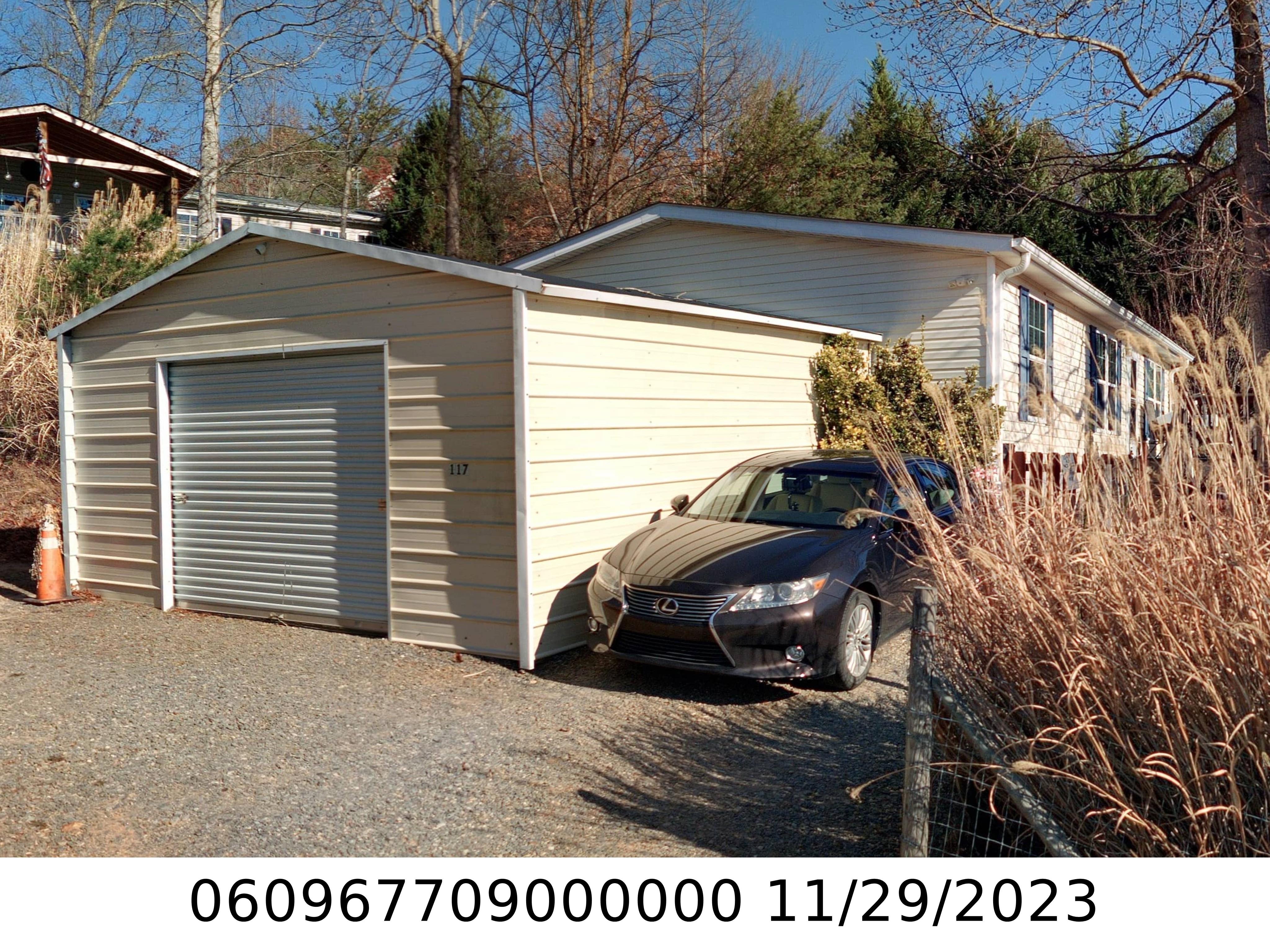 A picture of the property located at 117 LAT LN, BLACK MOUNTAIN NC 28711.