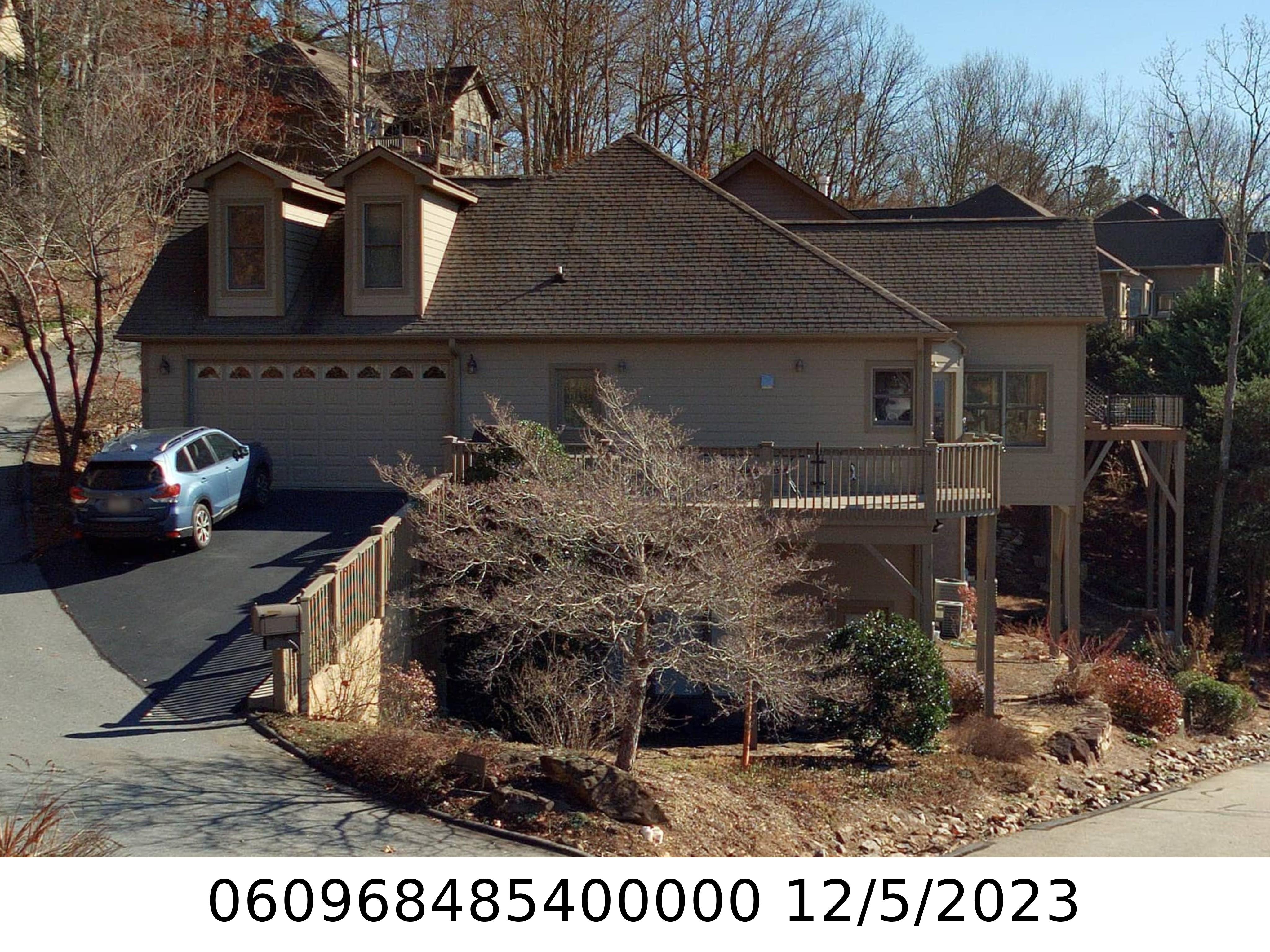 A picture of the property located at 16 RED PLUM LN, BLACK MOUNTAIN NC 28711.