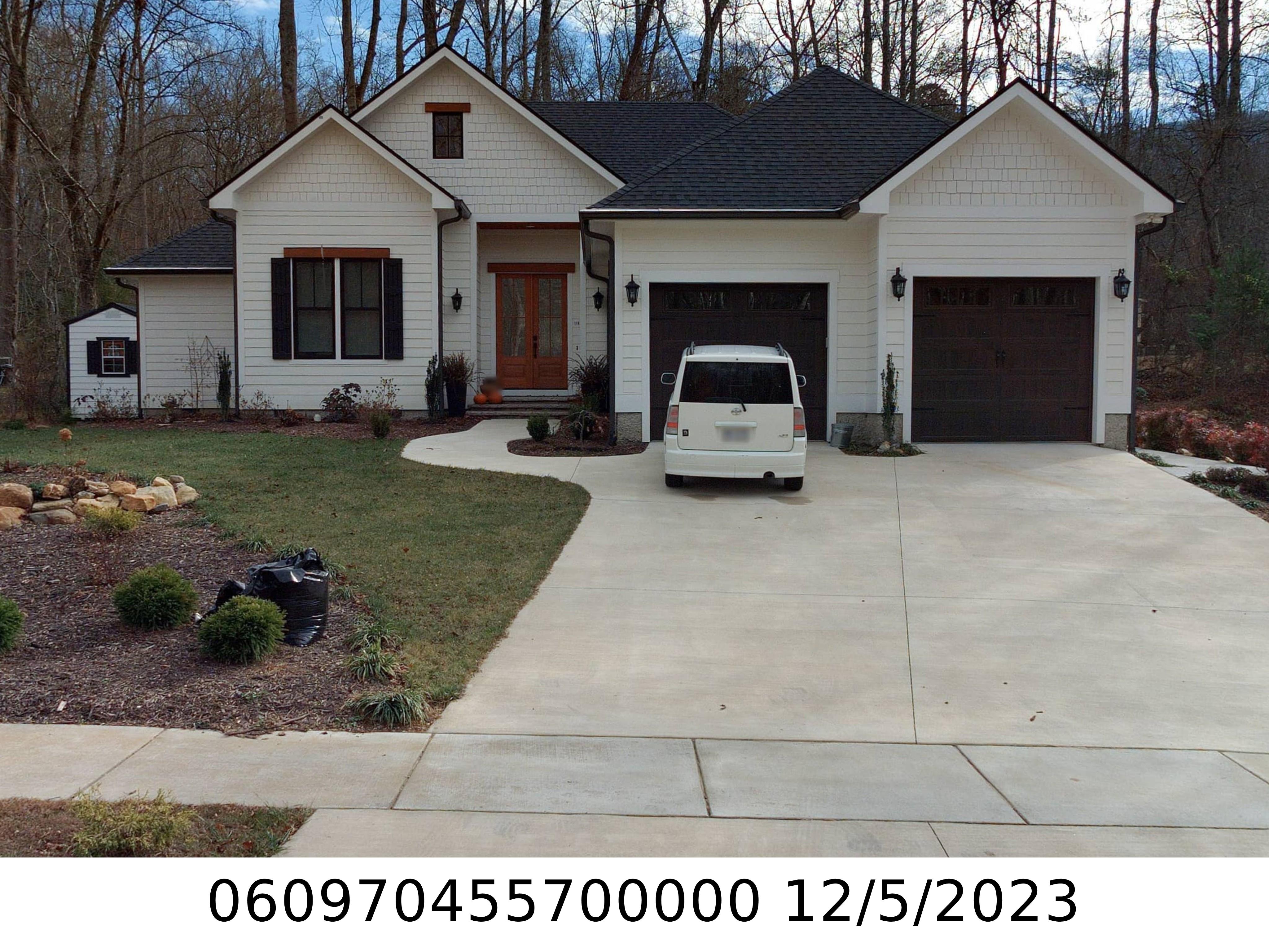 A picture of the property located at 118 BROOKHAVEN DR, BLACK MOUNTAIN NC 28711.