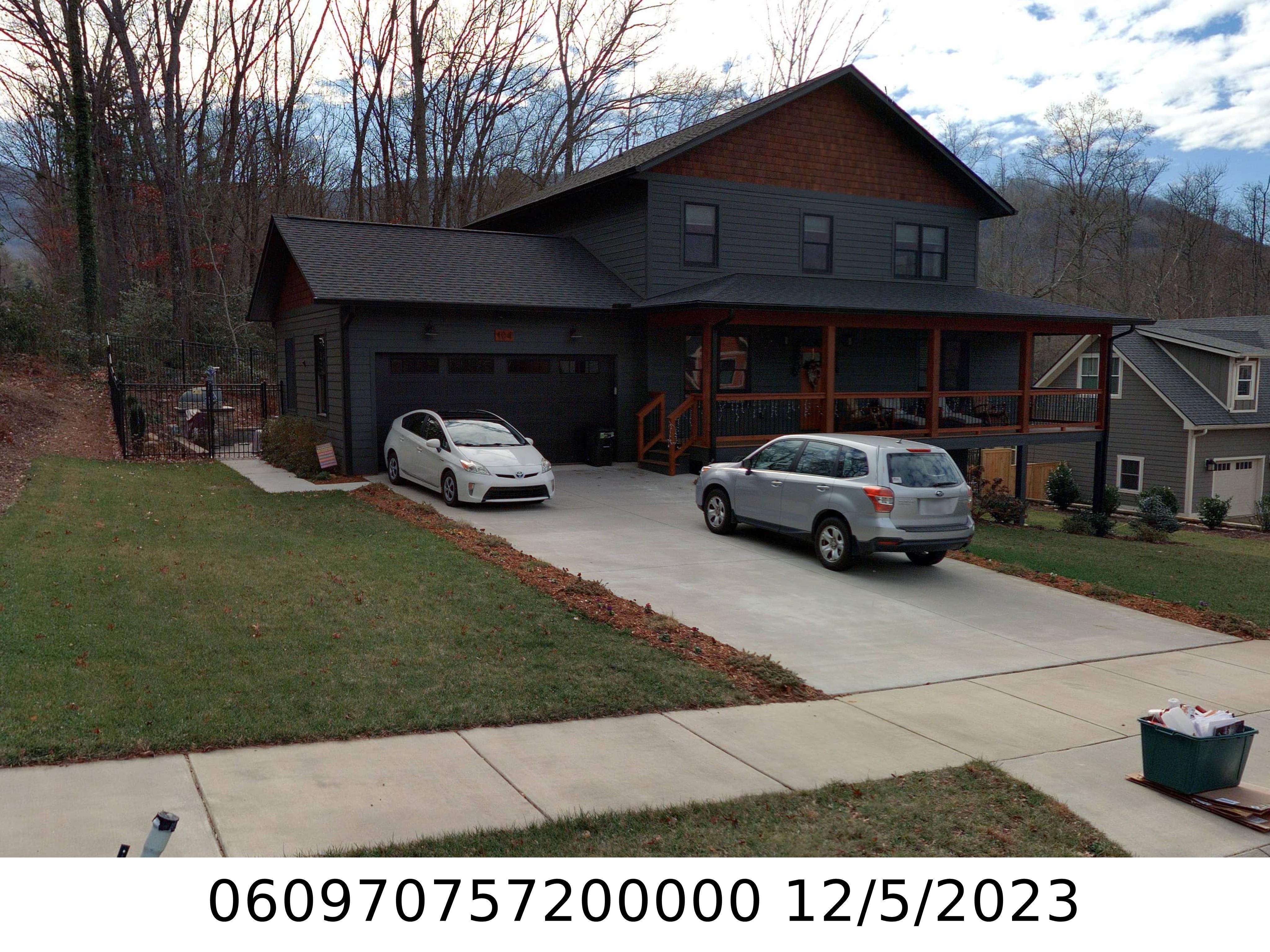 A picture of the property located at 104 BROOKHAVEN DR, BLACK MOUNTAIN NC 28711.