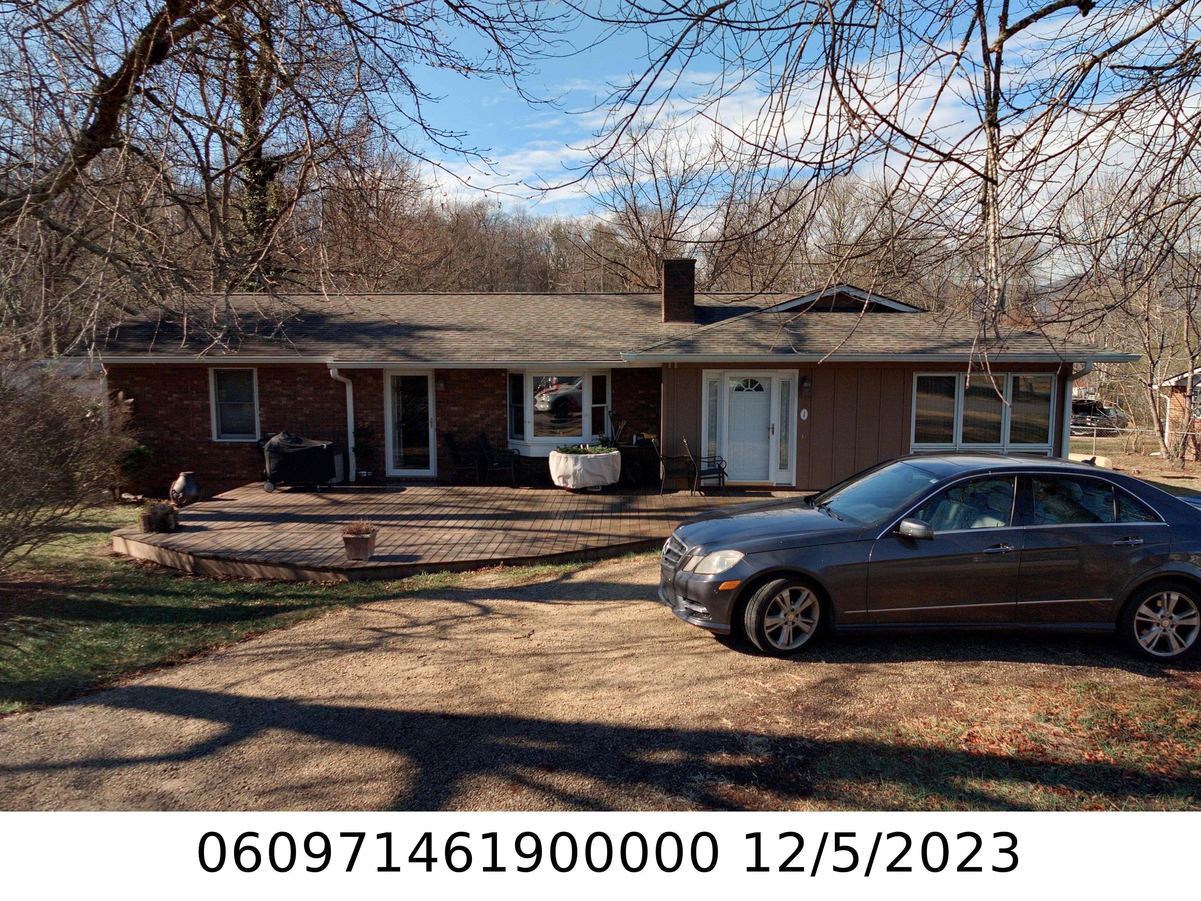 A picture of the property located at 1 WOLF CREEK DR, BLACK MOUNTAIN NC 28711.