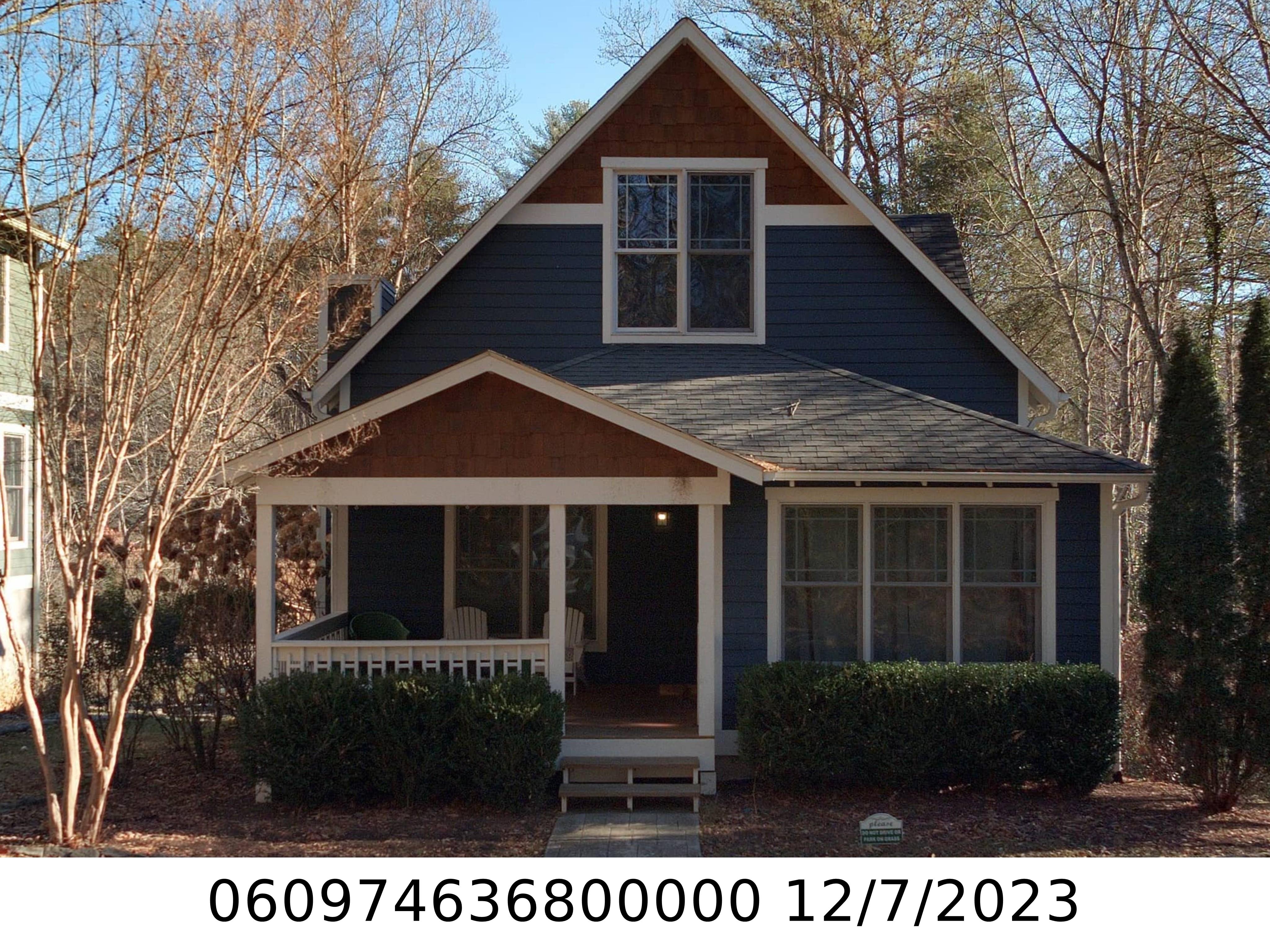 A picture of the property located at 100 WALKER ST, BLACK MOUNTAIN NC 28711.