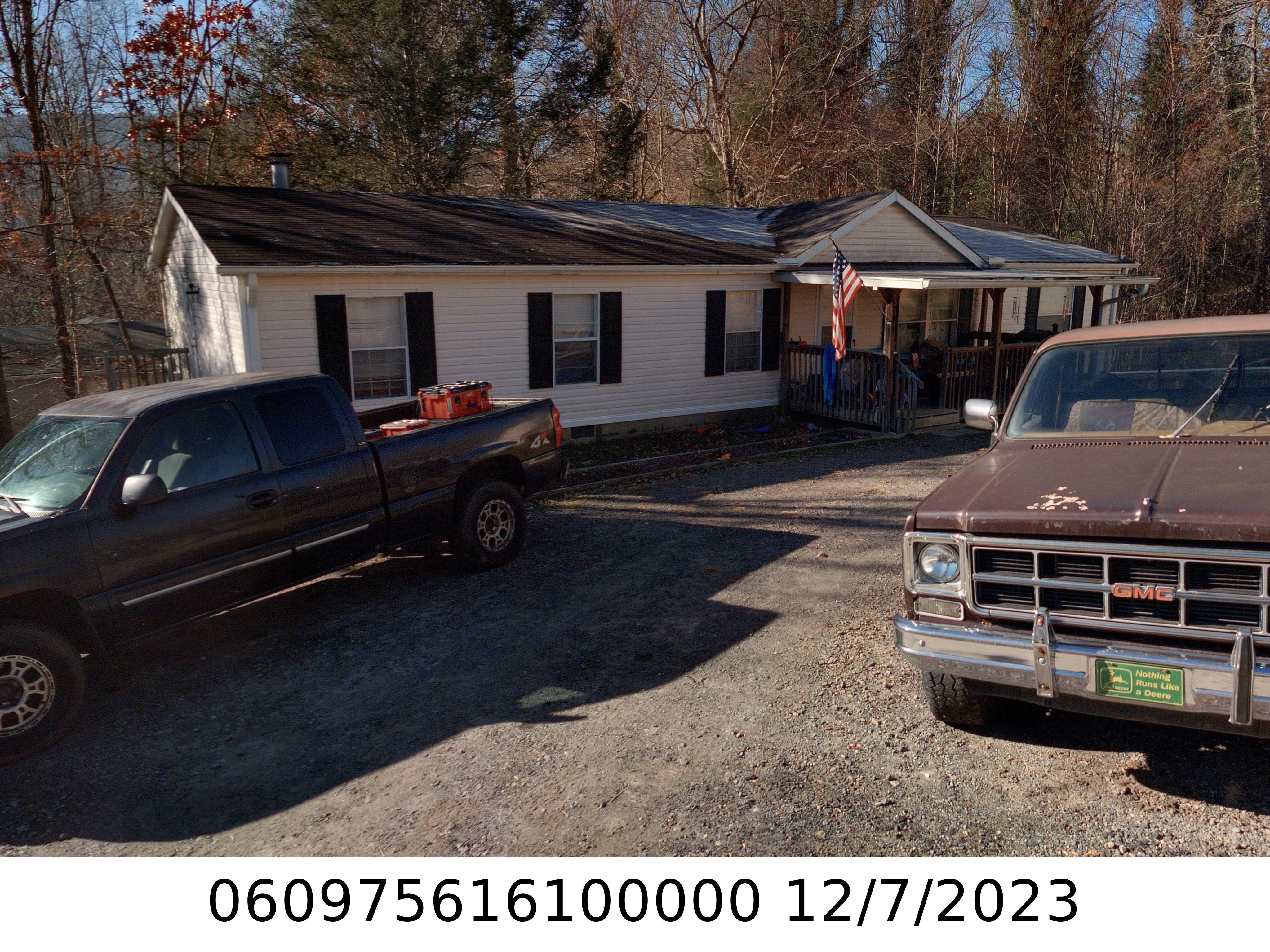 A picture of the property located at 126 CARVER AVE, BLACK MOUNTAIN NC 28711.