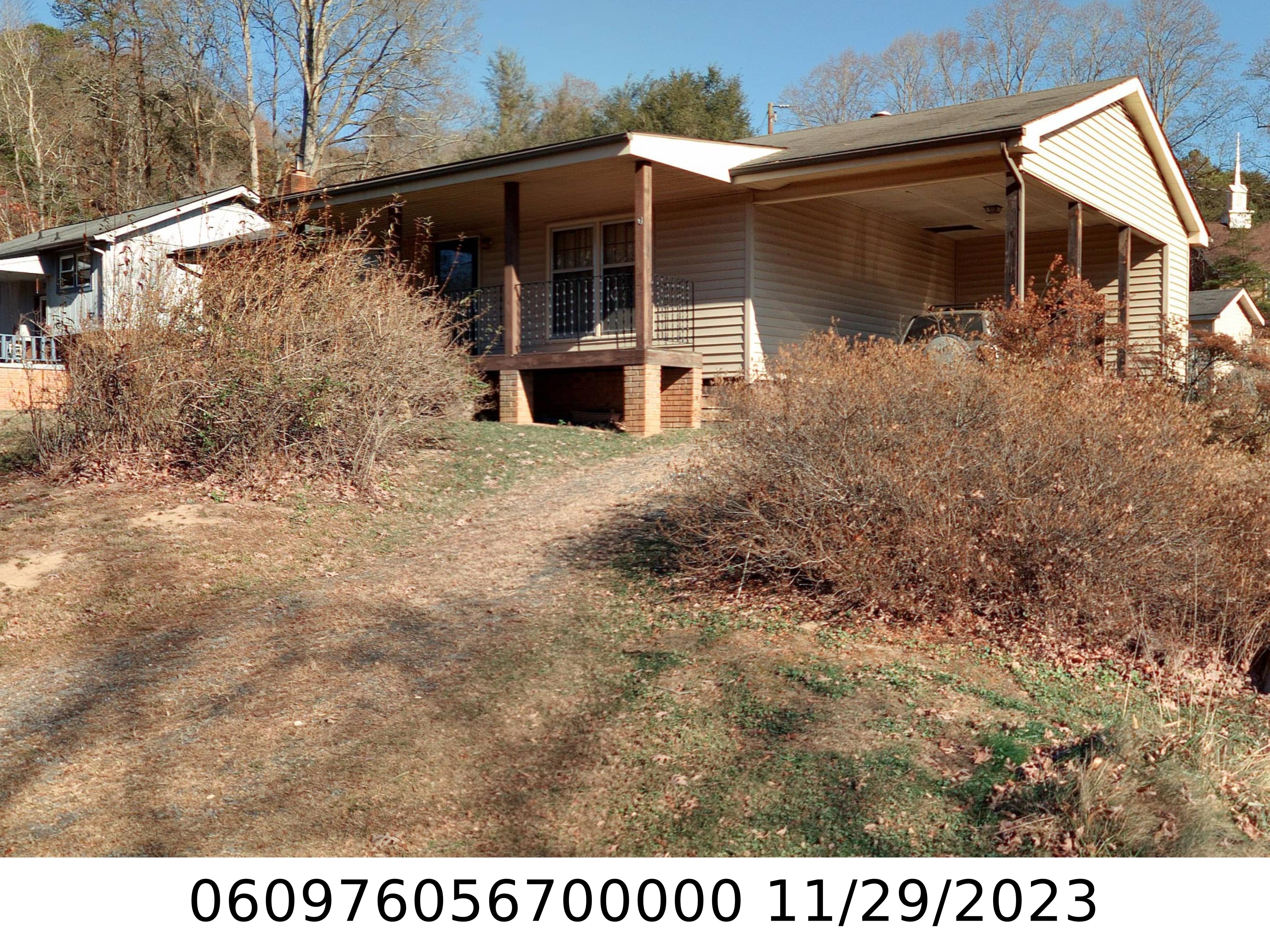A picture of the property located at 7 GARWOOD LN, BLACK MOUNTAIN NC 28711.