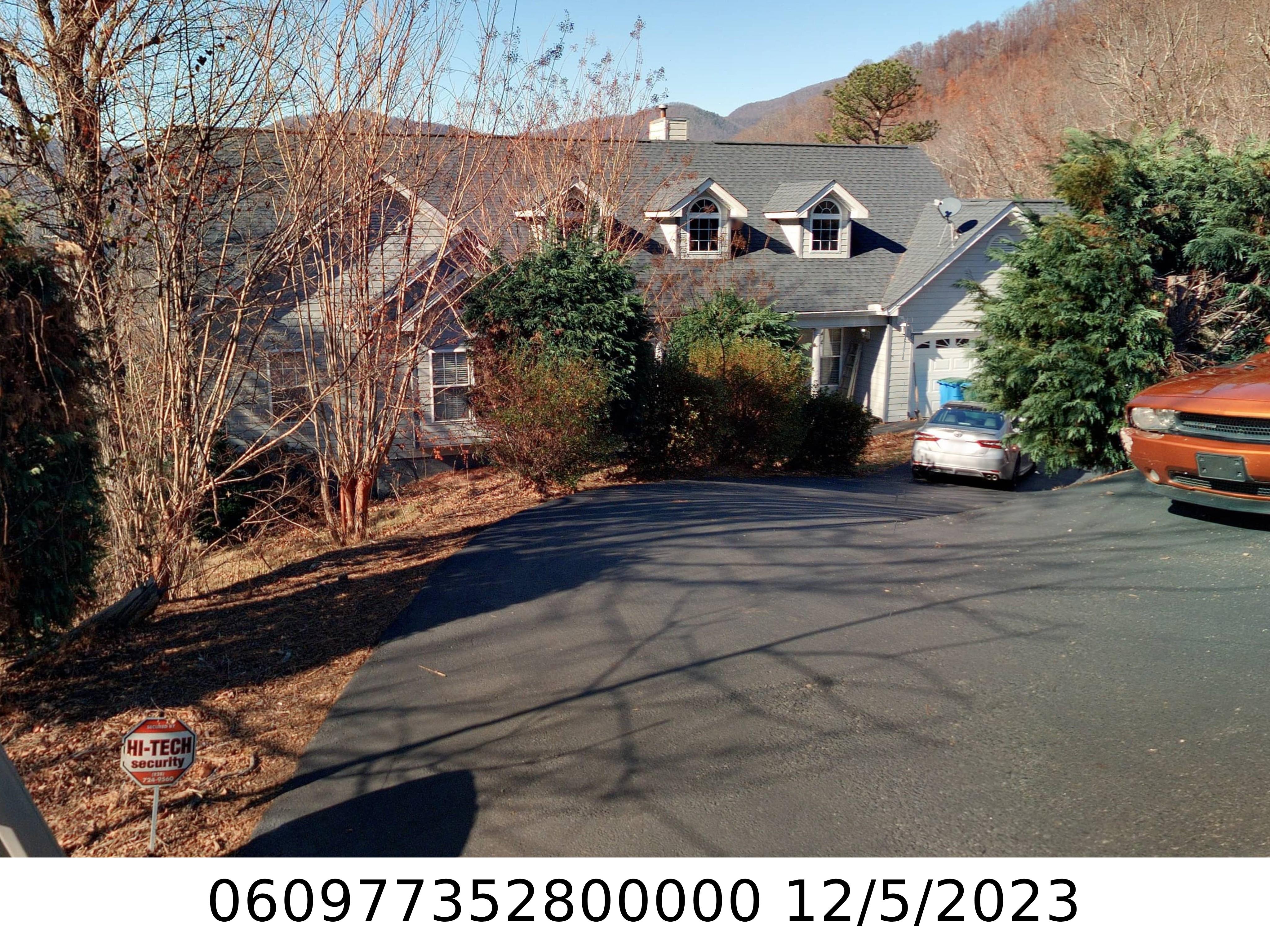 A picture of the property located at 23 GALAX LN, BLACK MOUNTAIN NC 28711.
