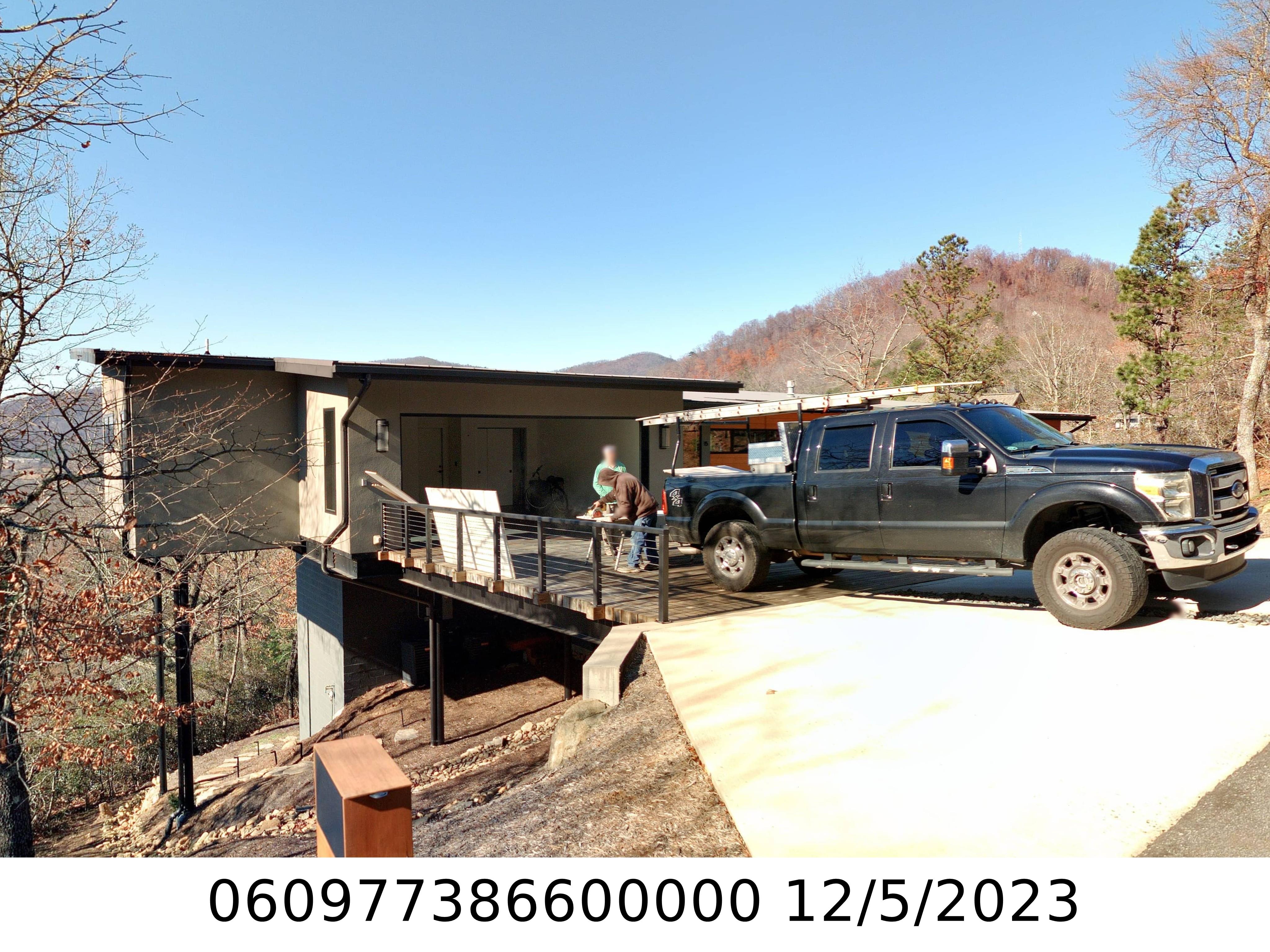 A picture of the property located at 15 GALAX LN, BLACK MOUNTAIN NC 28711.