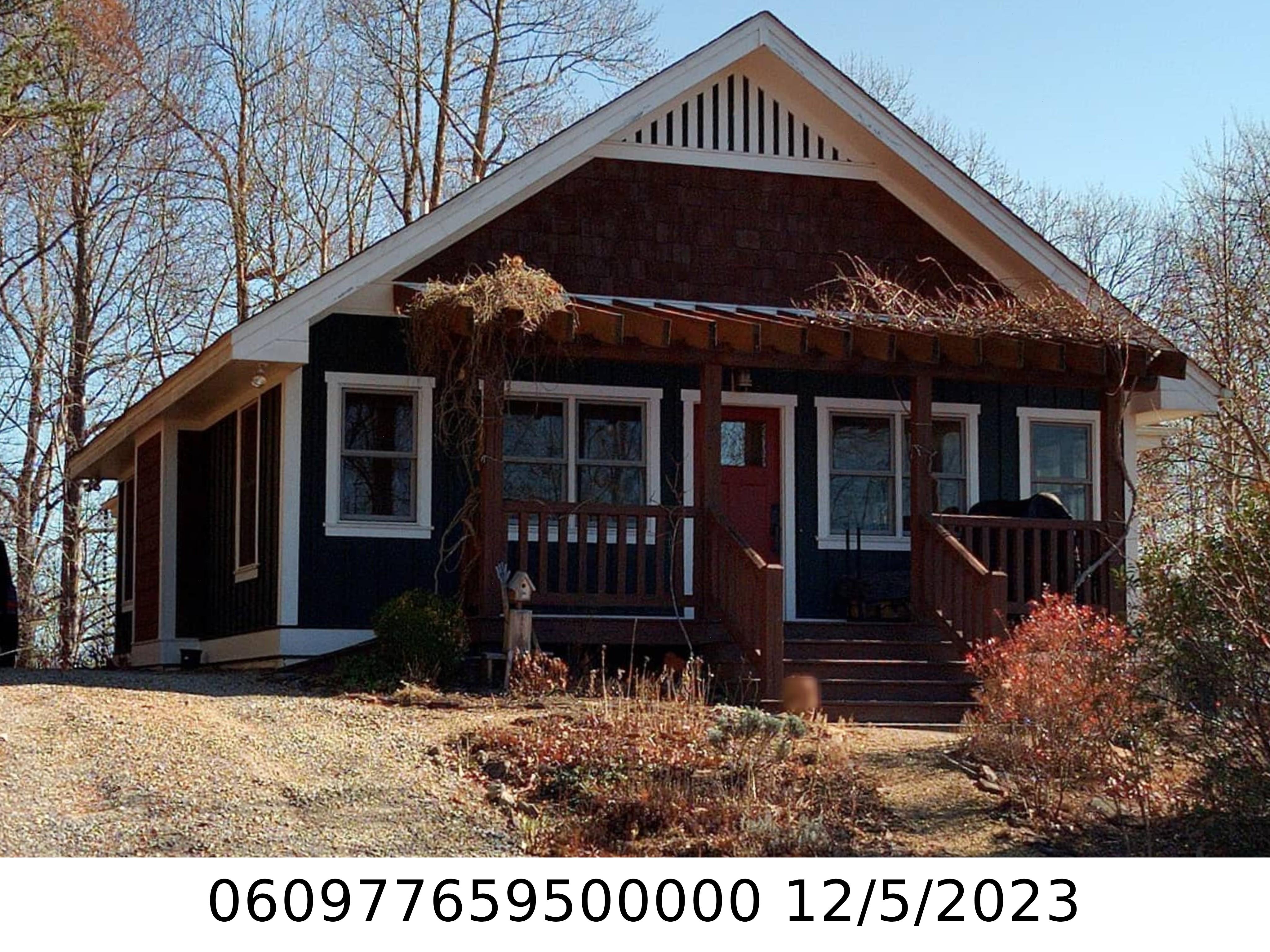 A picture of the property located at 24 GALAX LN, BLACK MOUNTAIN NC 28711.