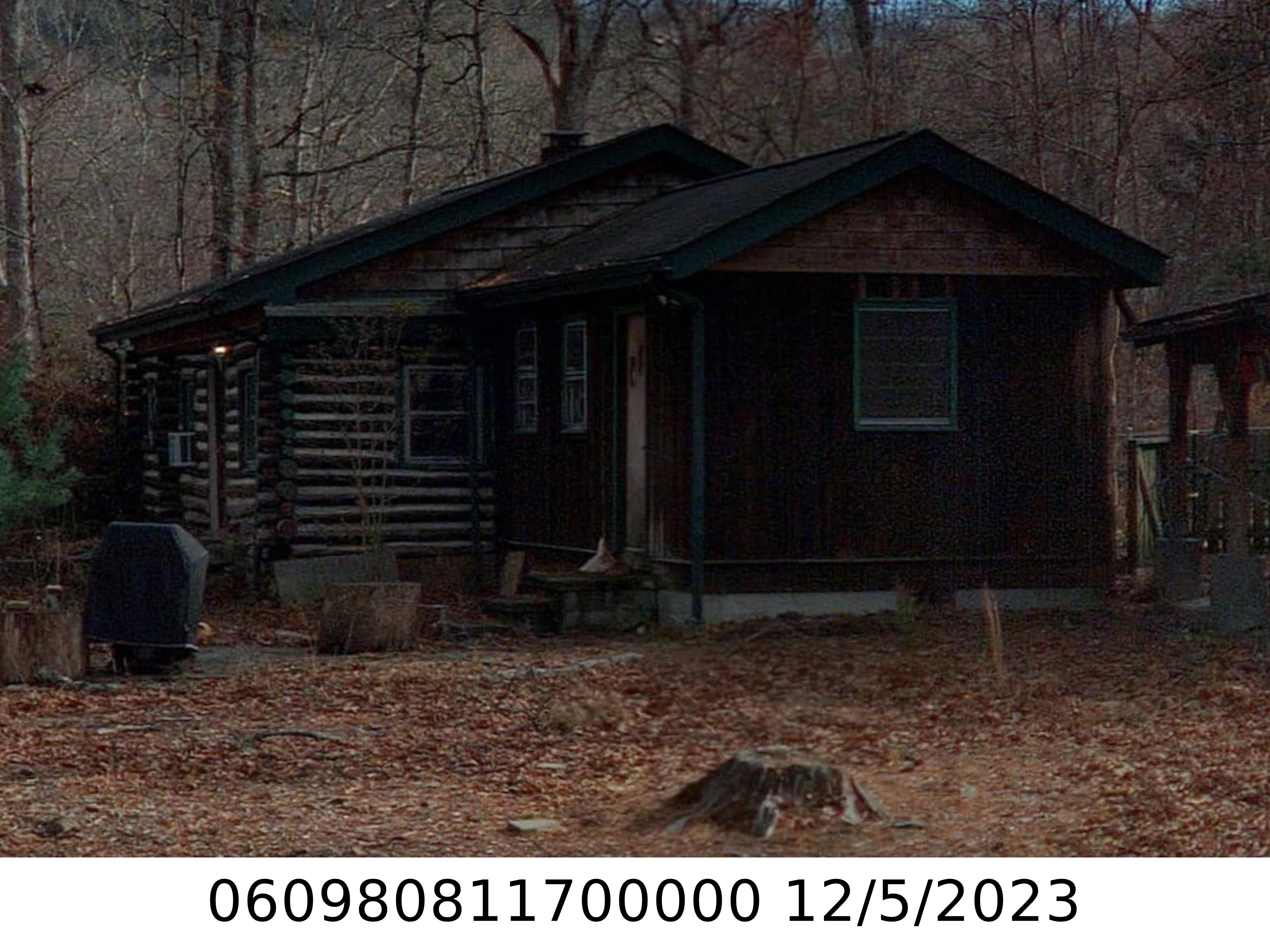 A picture of the property located at 22 WOODBEND LN BLACK MOUNTAIN NC.