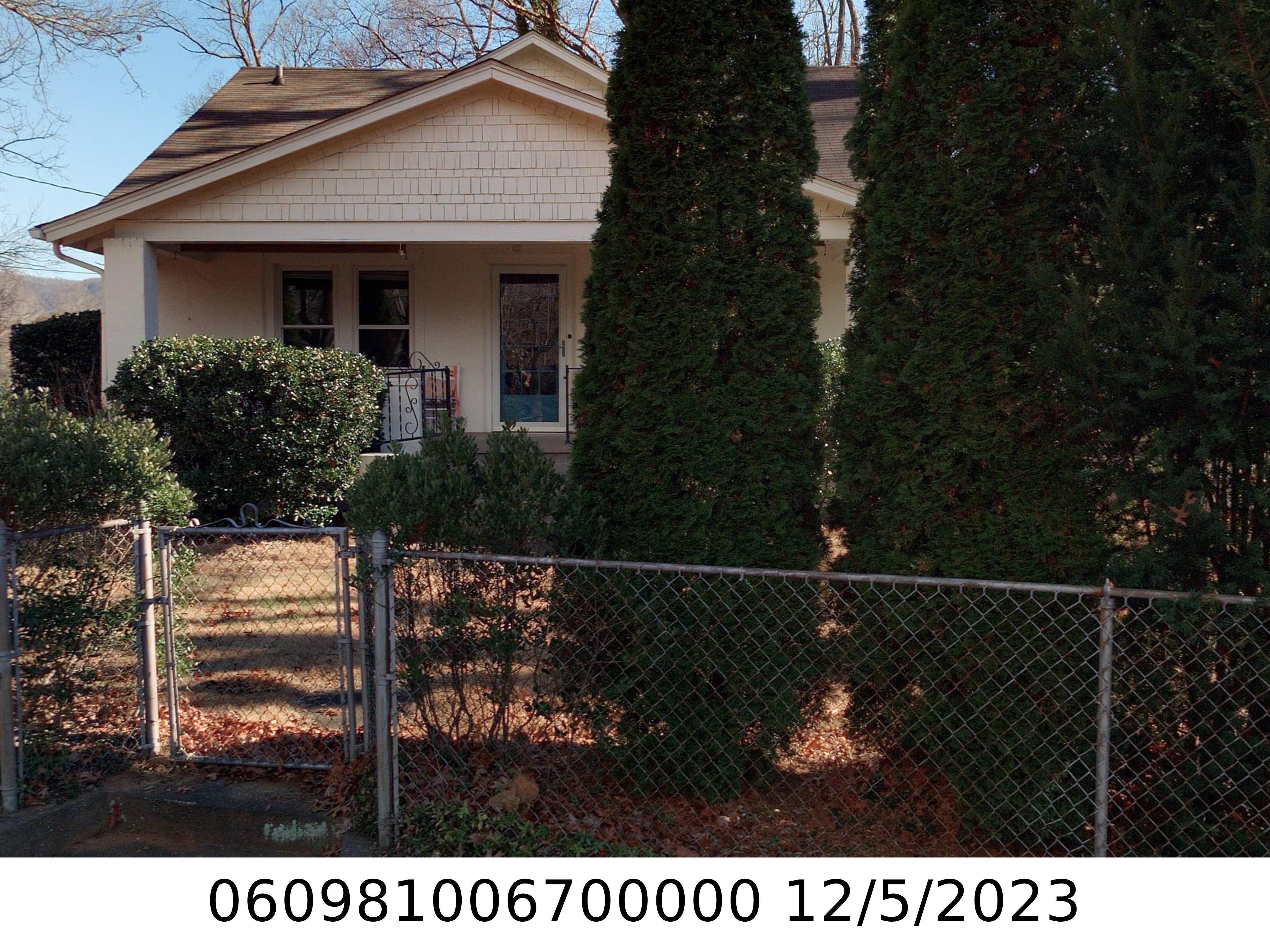 A picture of the property located at 12 BLUE RIDGE ASSEMBLY DR, BLACK MOUNTAIN NC 28711.