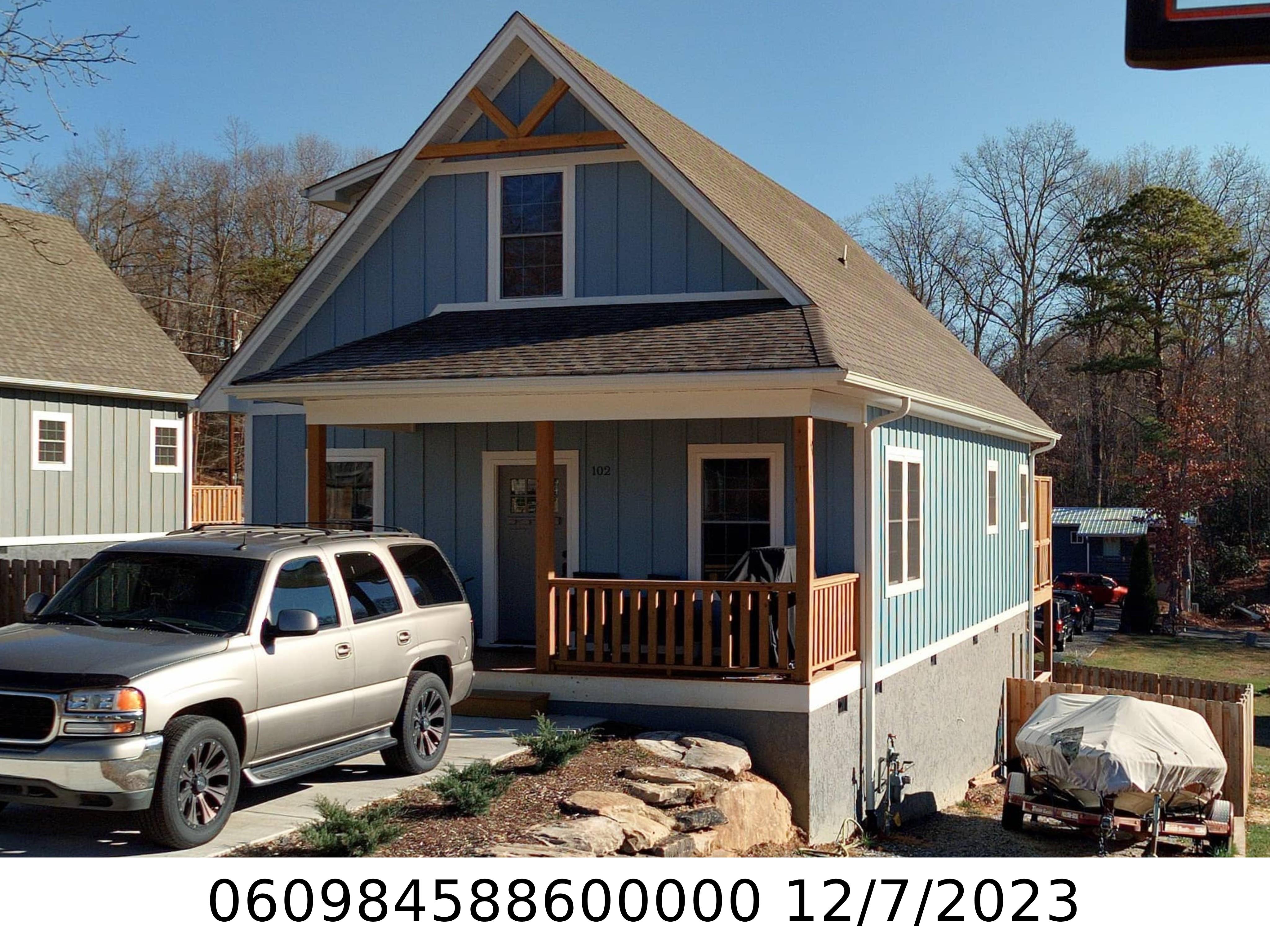 A picture of the property located at 102 LOCUST ST, BLACK MOUNTAIN NC 28711.