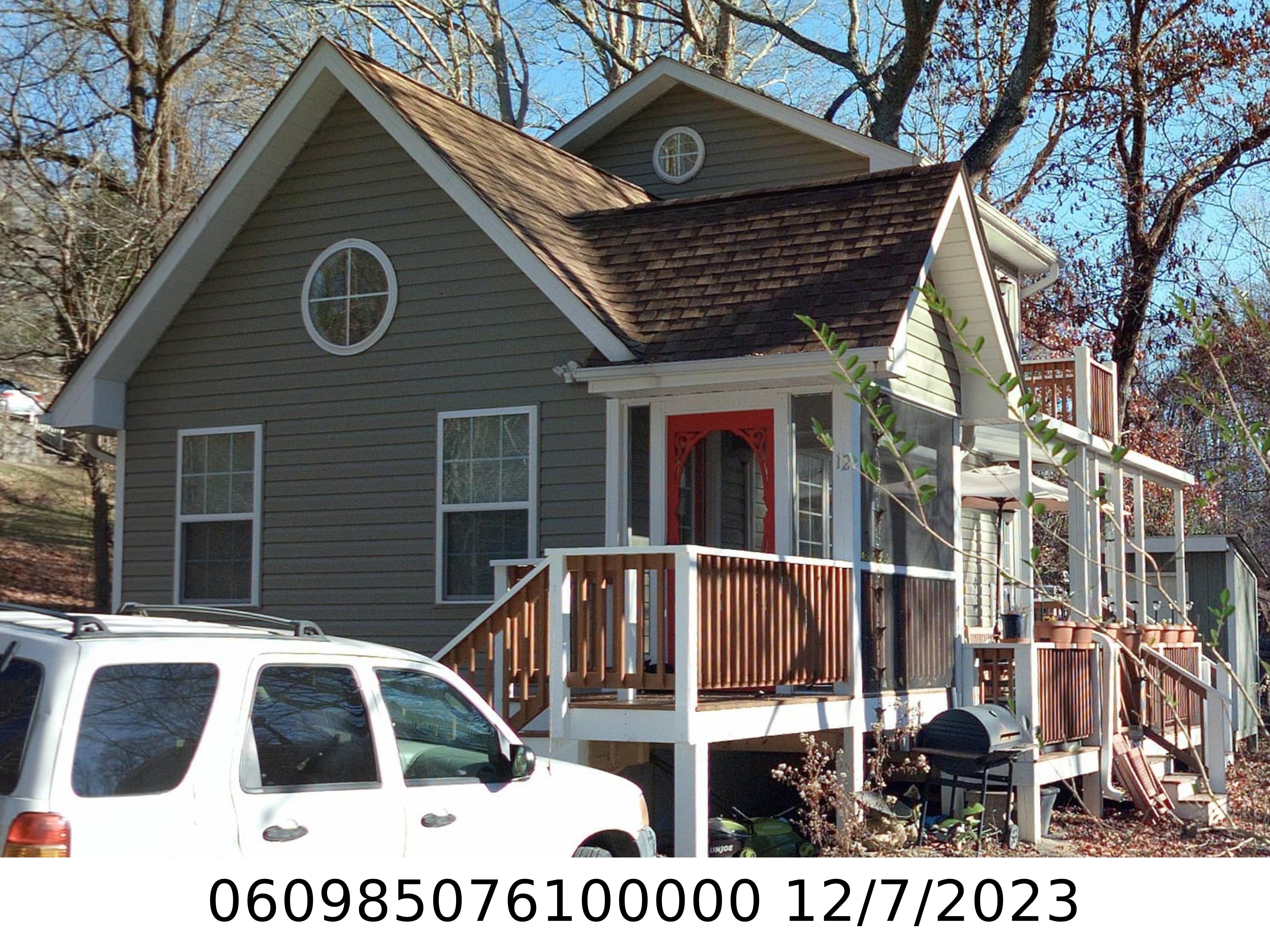 A picture of the property located at 12 CHICAGO AVE, BLACK MOUNTAIN NC 28711.