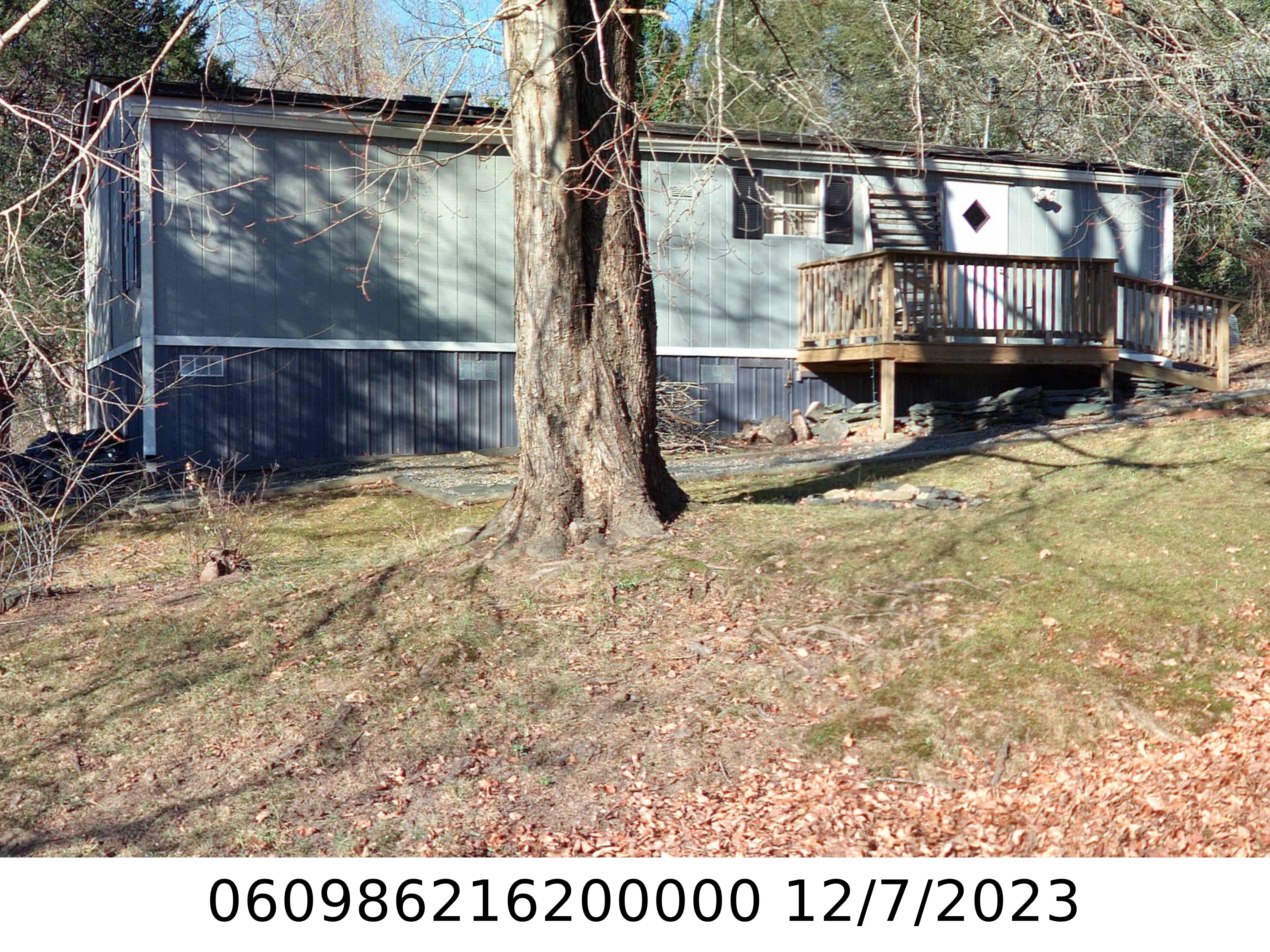 A picture of the property located at 14 WEAVER LN, BLACK MOUNTAIN NC 28711.
