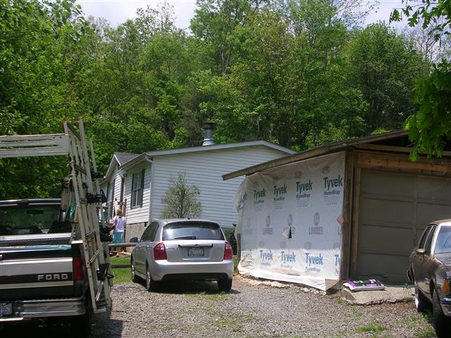 A picture of the property located at 25 WEAVER LN, BLACK MOUNTAIN NC 28711.