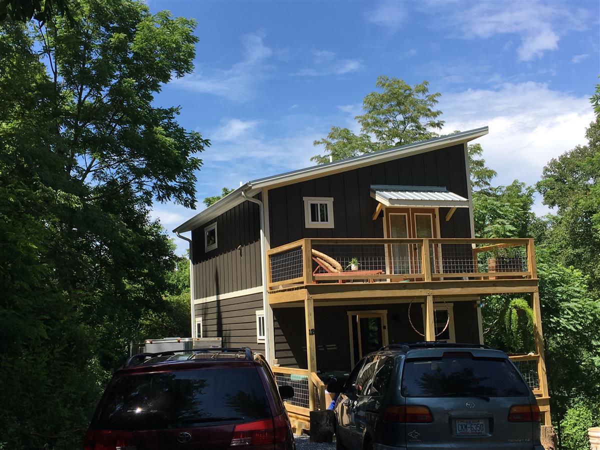 A picture of the property located at 115 W BROOK ST BLACK MOUNTAIN NC.