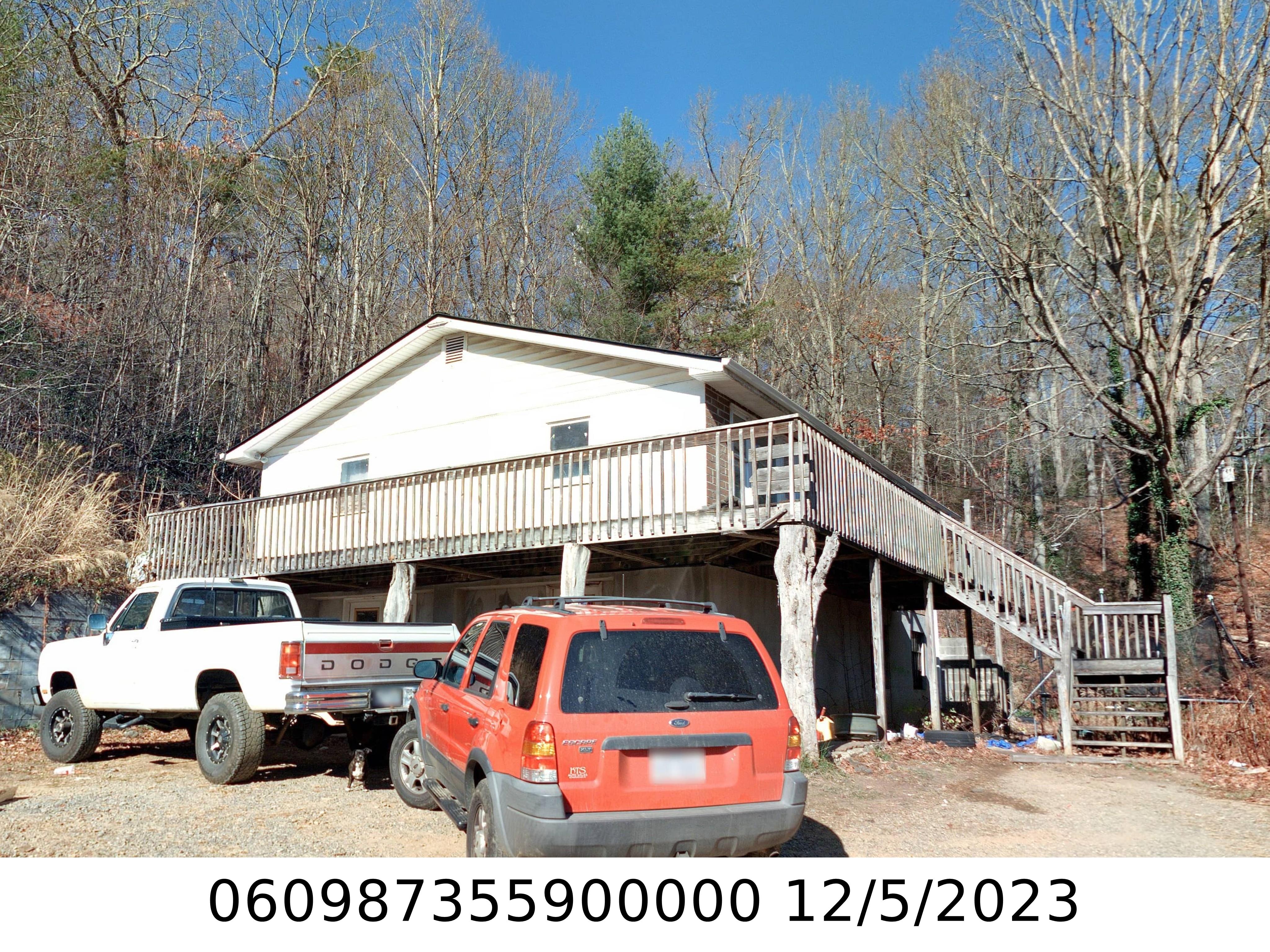 A picture of the property located at 110 WILRECAR DR, BLACK MOUNTAIN NC 28711.