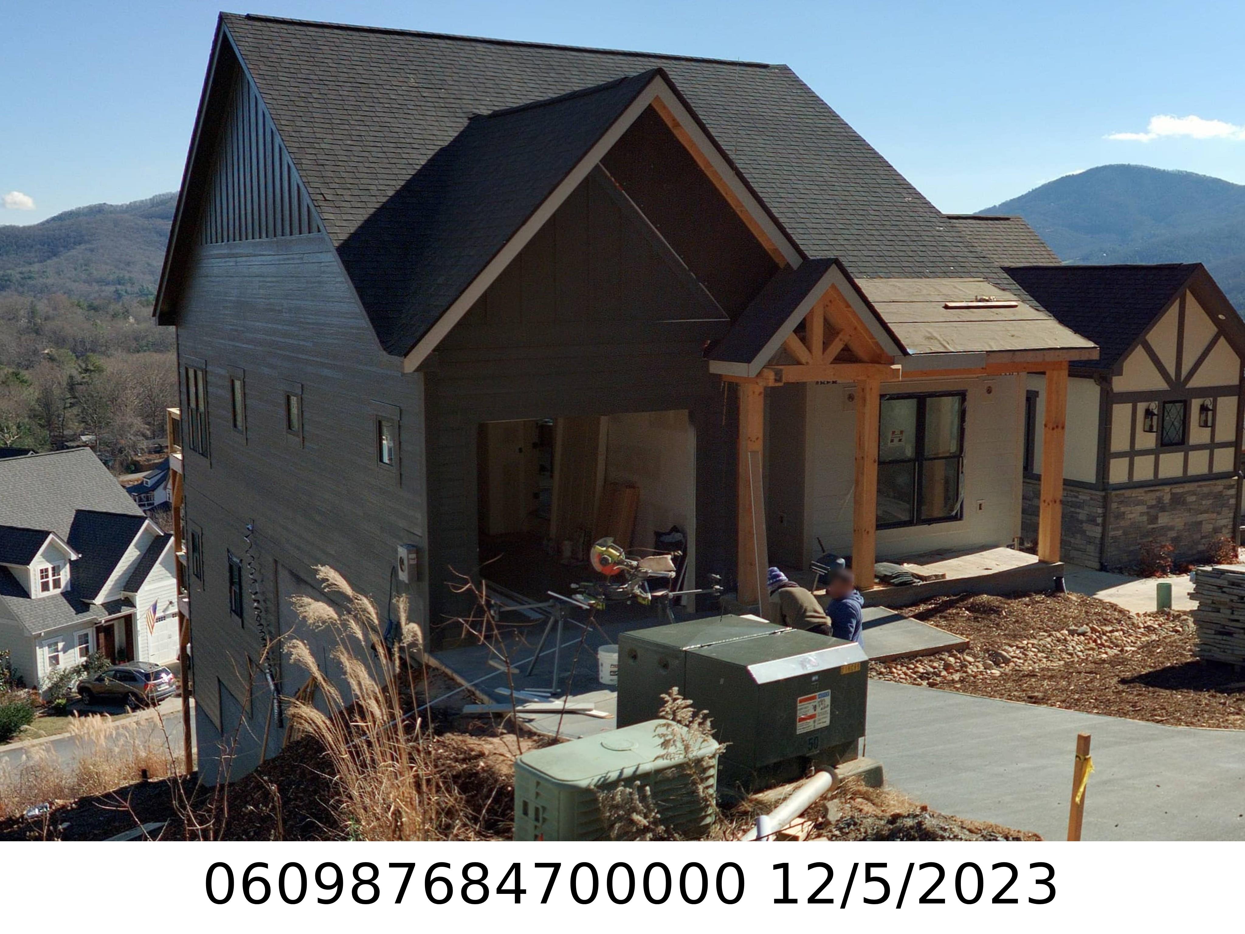 A picture of the property located at 265 MOUNT ALLEN HTS, BLACK MOUNTAIN NC 28711.
