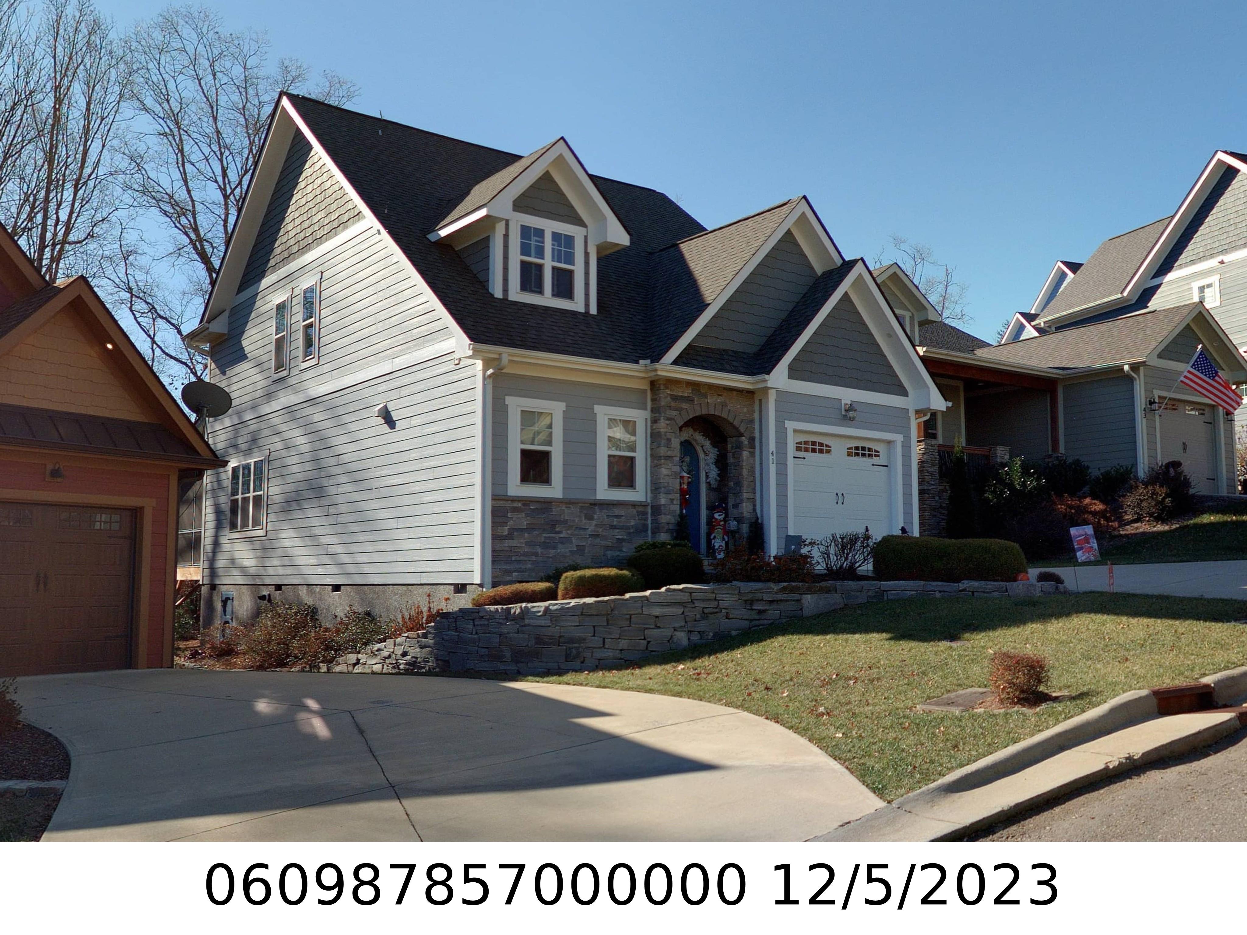 A picture of the property located at 41 TUDOR WAY, BLACK MOUNTAIN NC 28711.