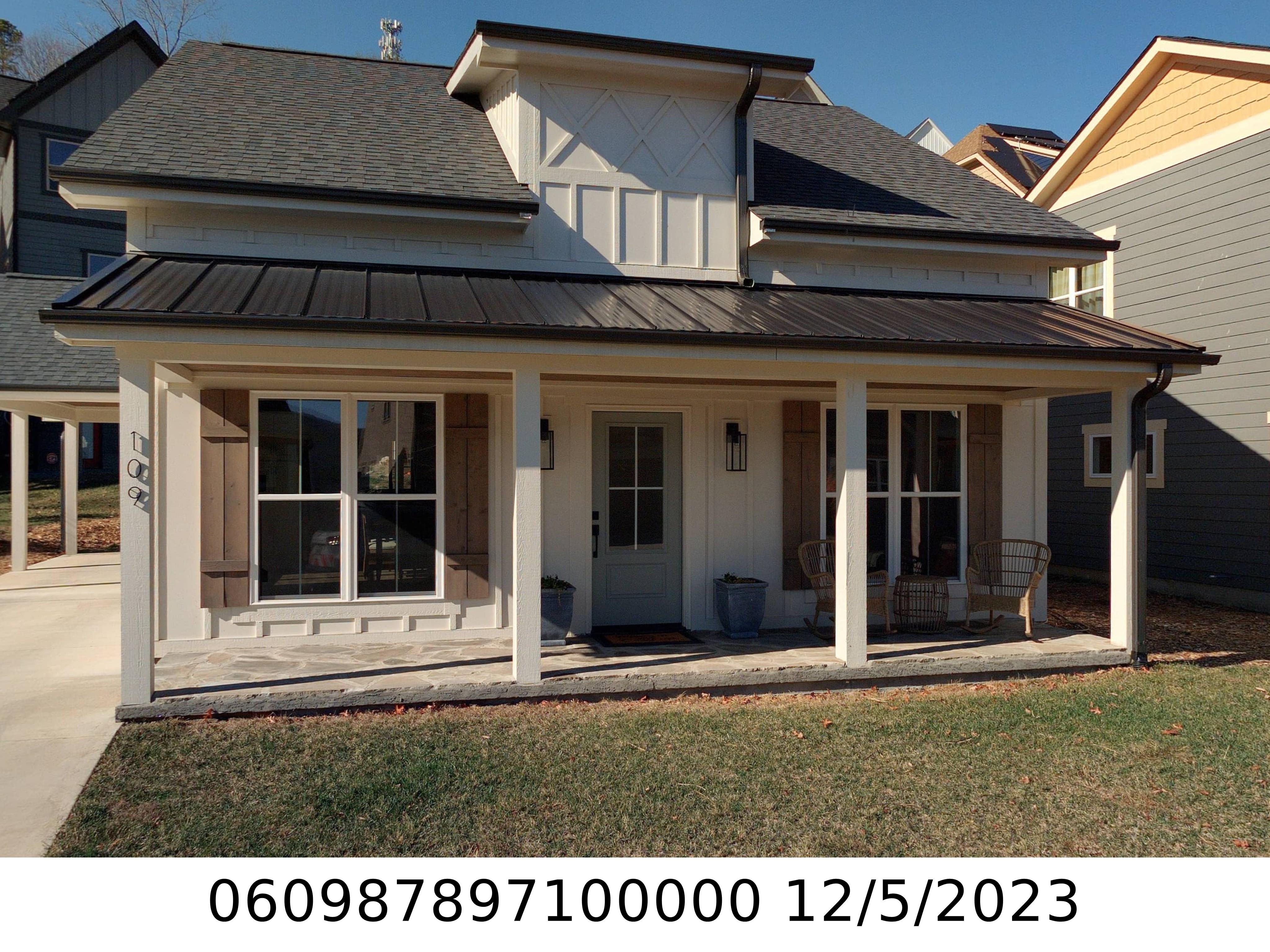 A picture of the property located at 109 CHEPSTOW PL, BLACK MOUNTAIN NC 28711.