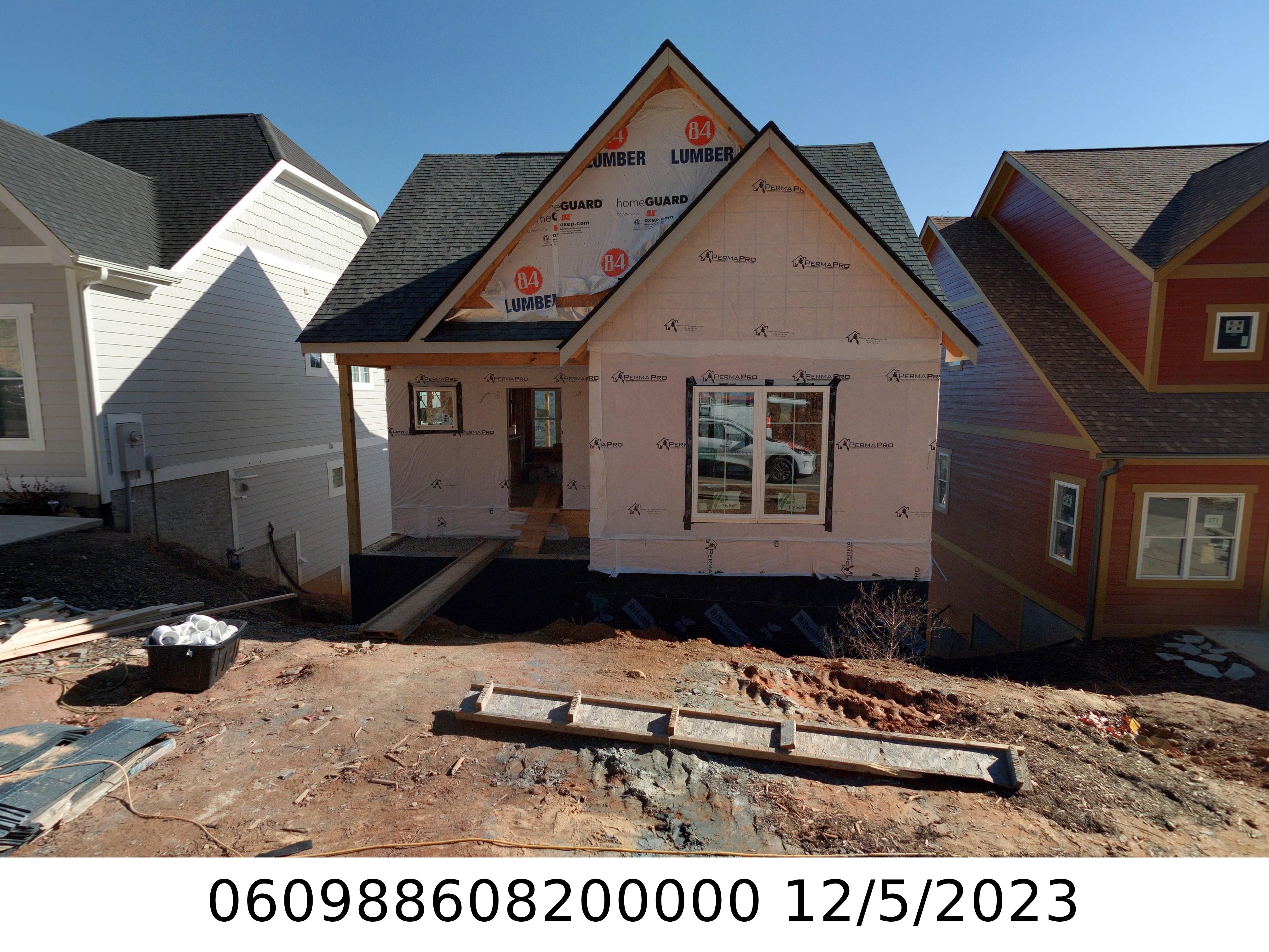 A picture of the property located at 273 MOUNT ALLEN HTS, BLACK MOUNTAIN NC 28711.