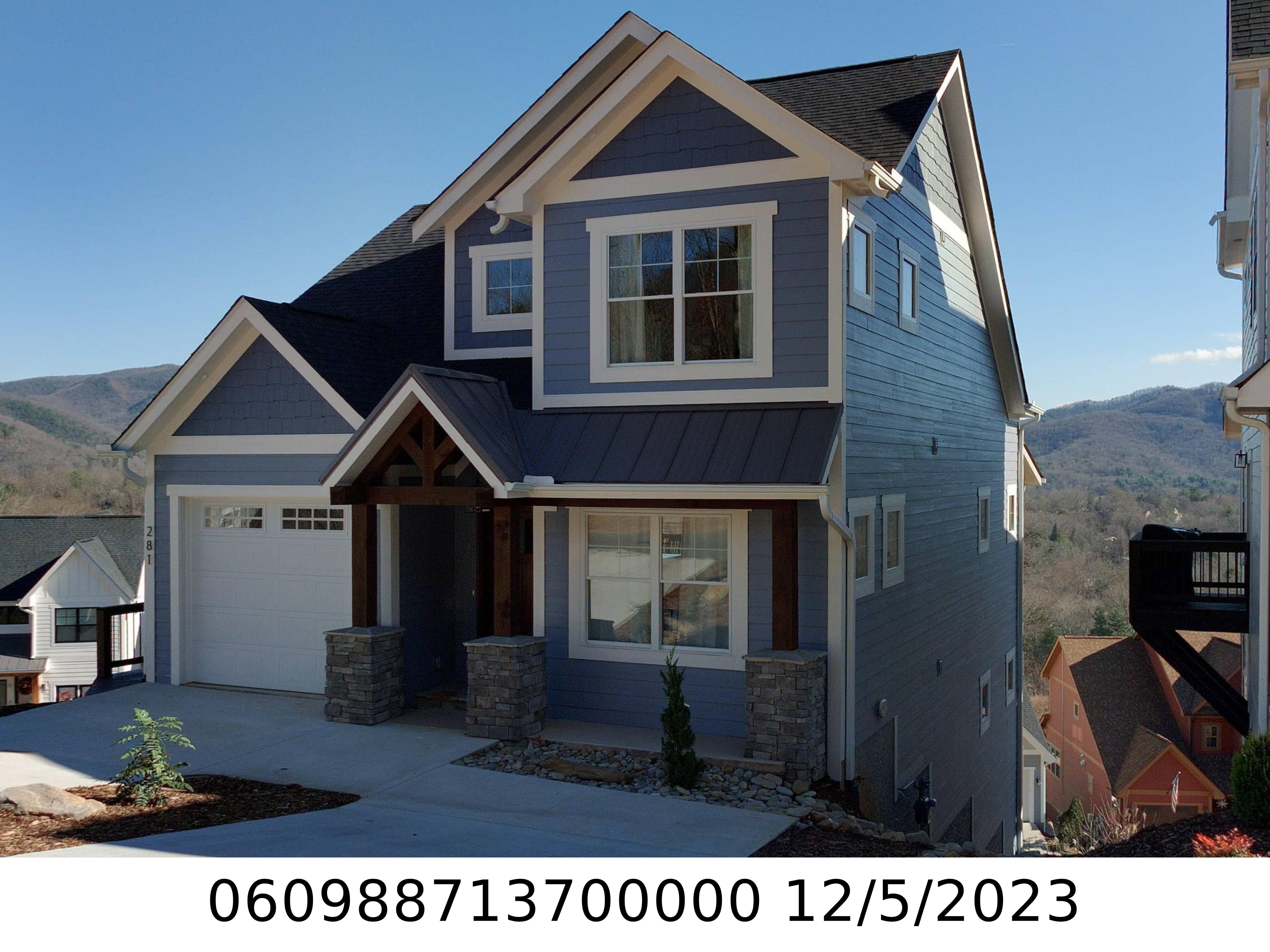 A picture of the property located at 281 MOUNT ALLEN HTS, BLACK MOUNTAIN NC 28711.
