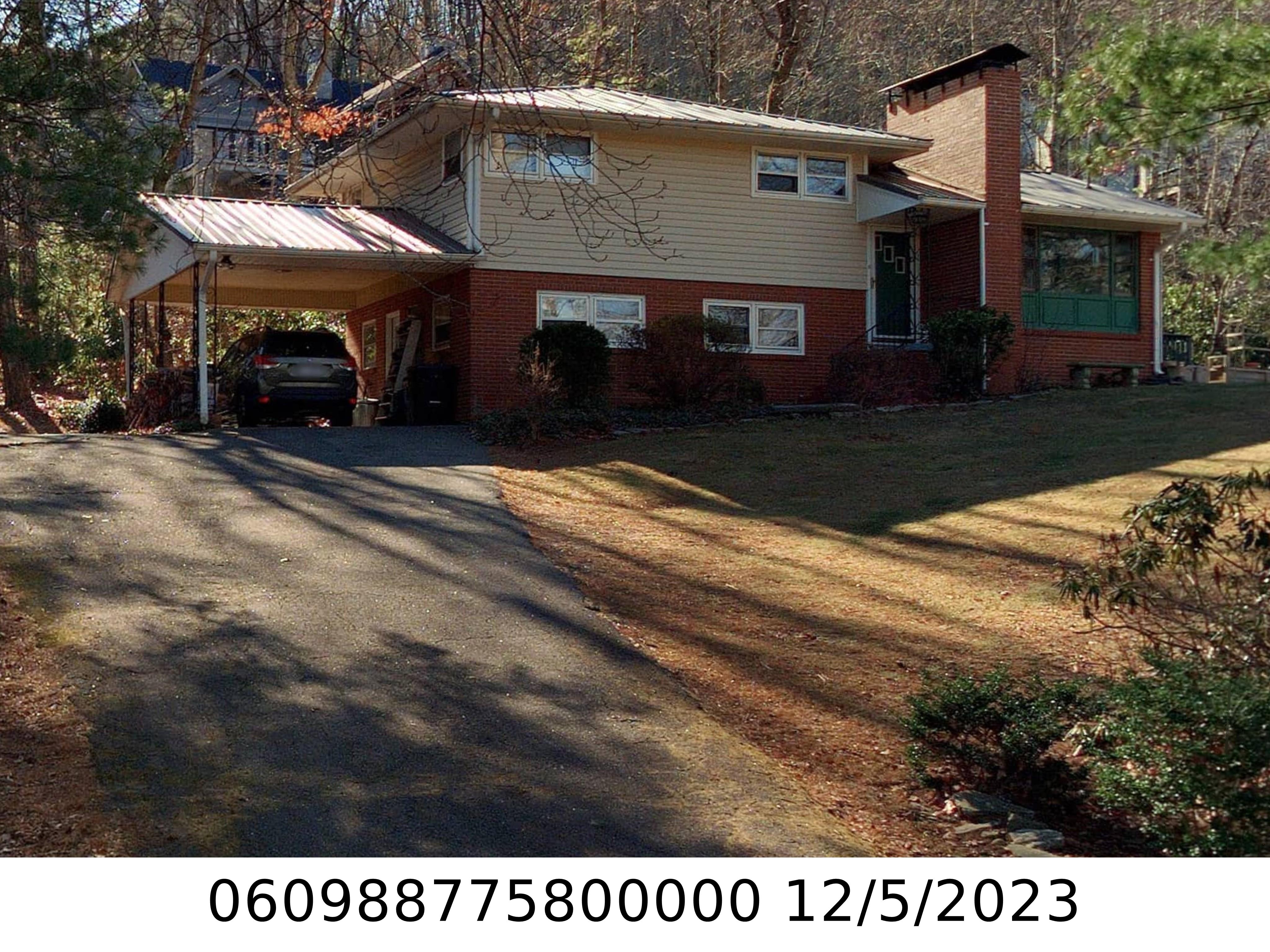 A picture of the property located at 109 FAIRWAY DR, BLACK MOUNTAIN NC 28711.