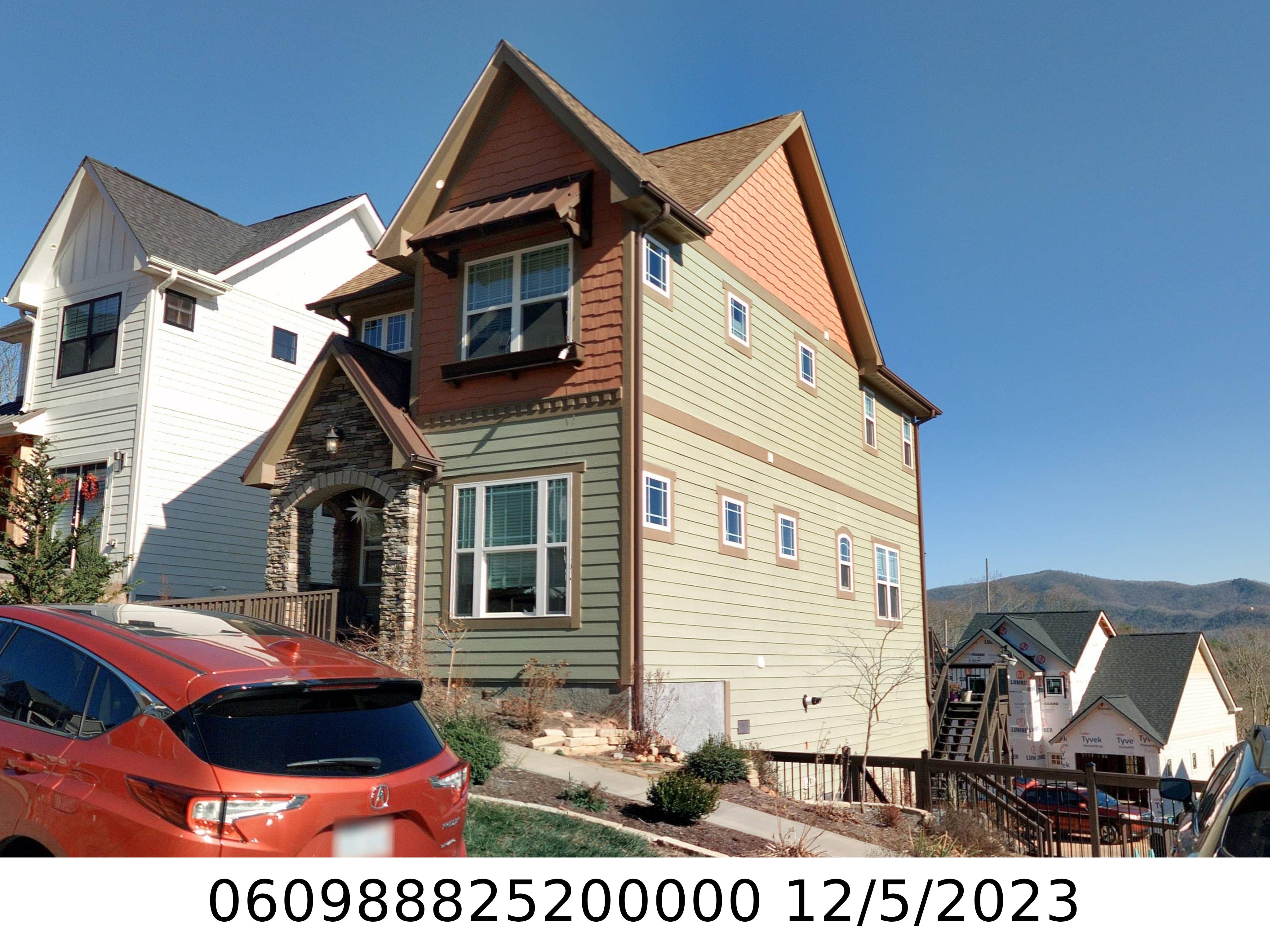 A picture of the property located at 70 TUDOR WAY, BLACK MOUNTAIN NC 28711.