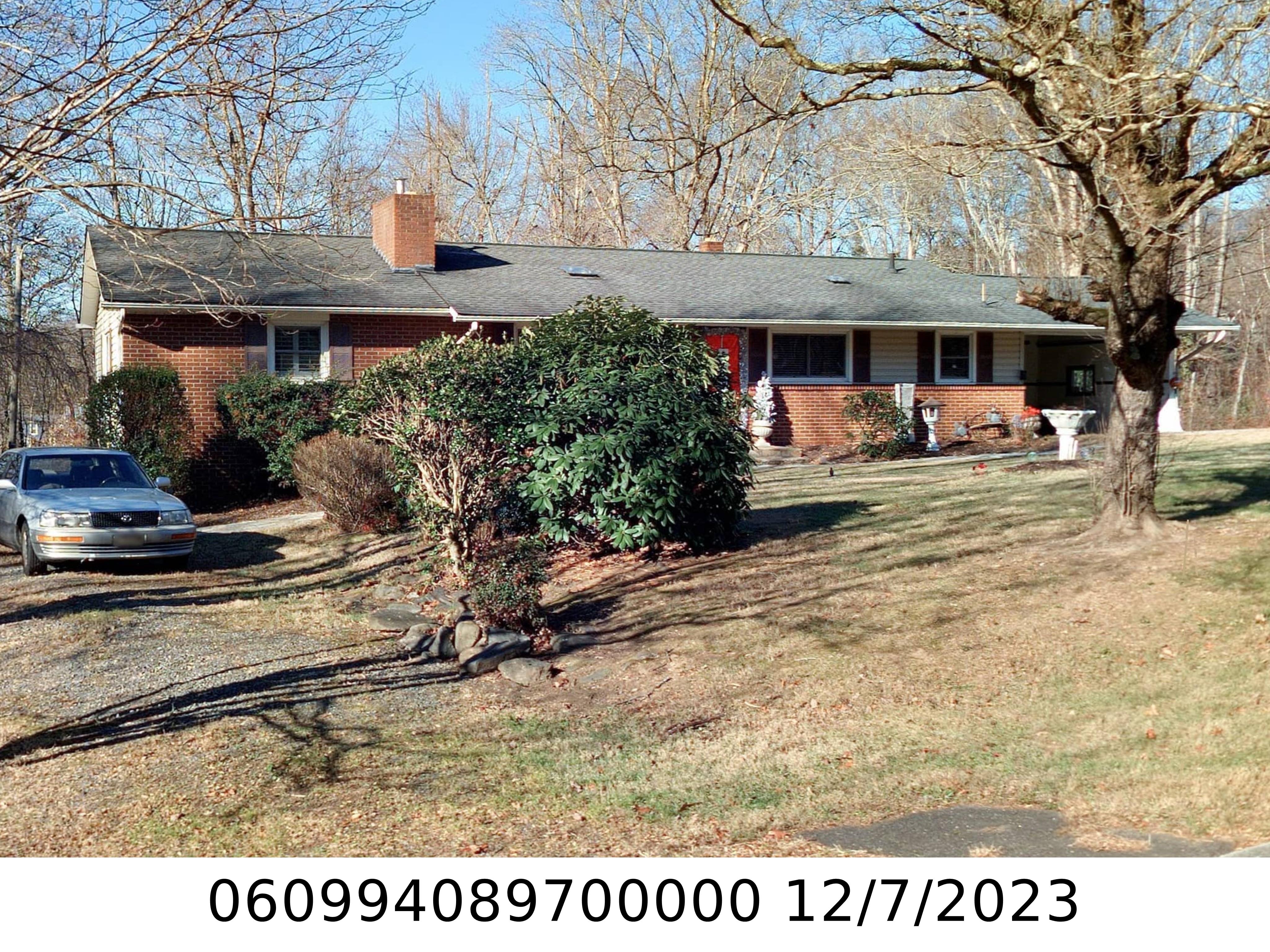A picture of the property located at 113 W COLLEGE ST, BLACK MOUNTAIN NC 28711.