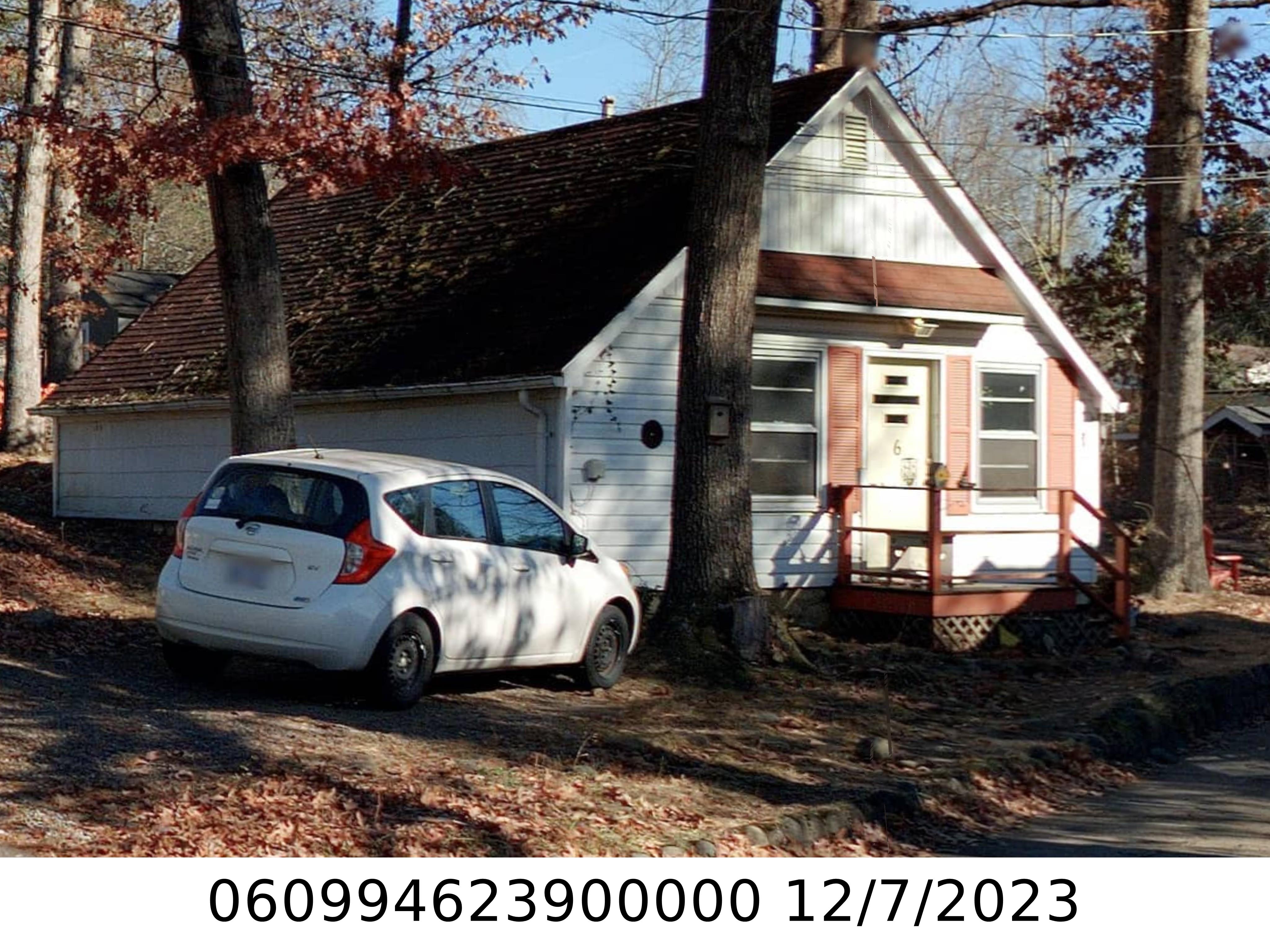 A picture of the property located at 11 GOLDMONT ST # 1, BLACK MOUNTAIN NC 28711.