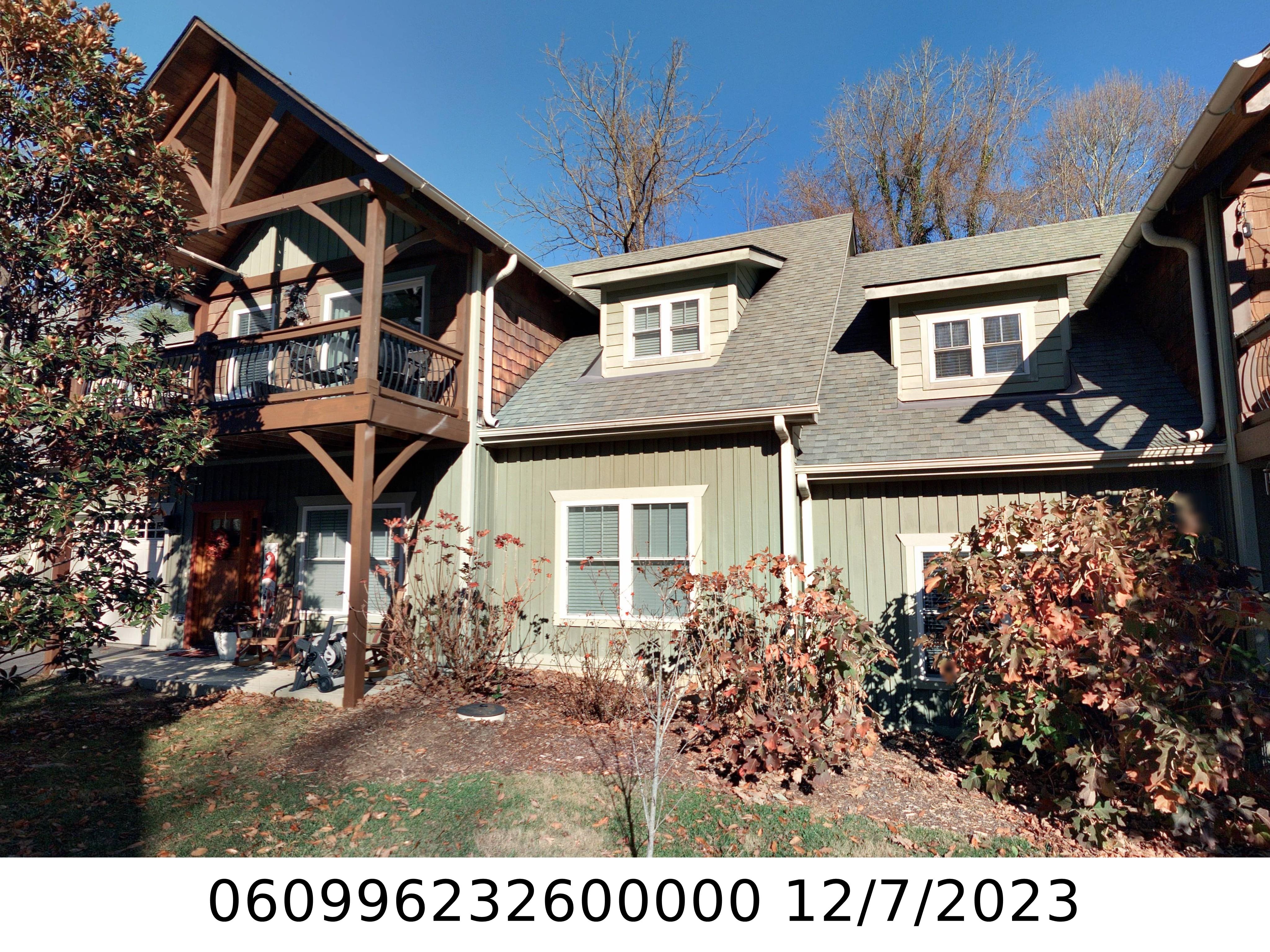 A picture of the property located at 11 ROSELYN WAY, BLACK MOUNTAIN NC 28711.