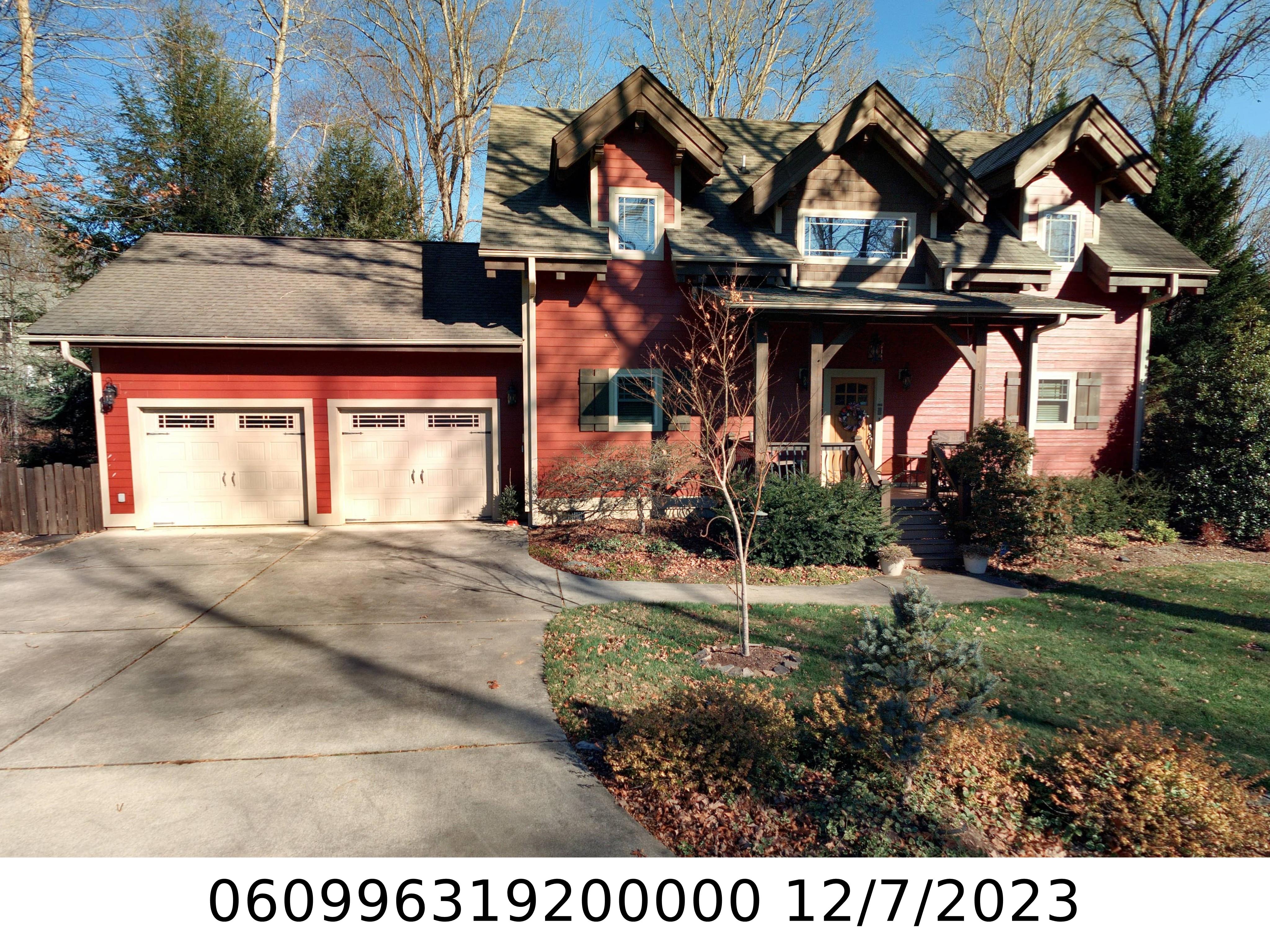 A picture of the property located at 5 SANDY BR, BLACK MOUNTAIN NC 28711.