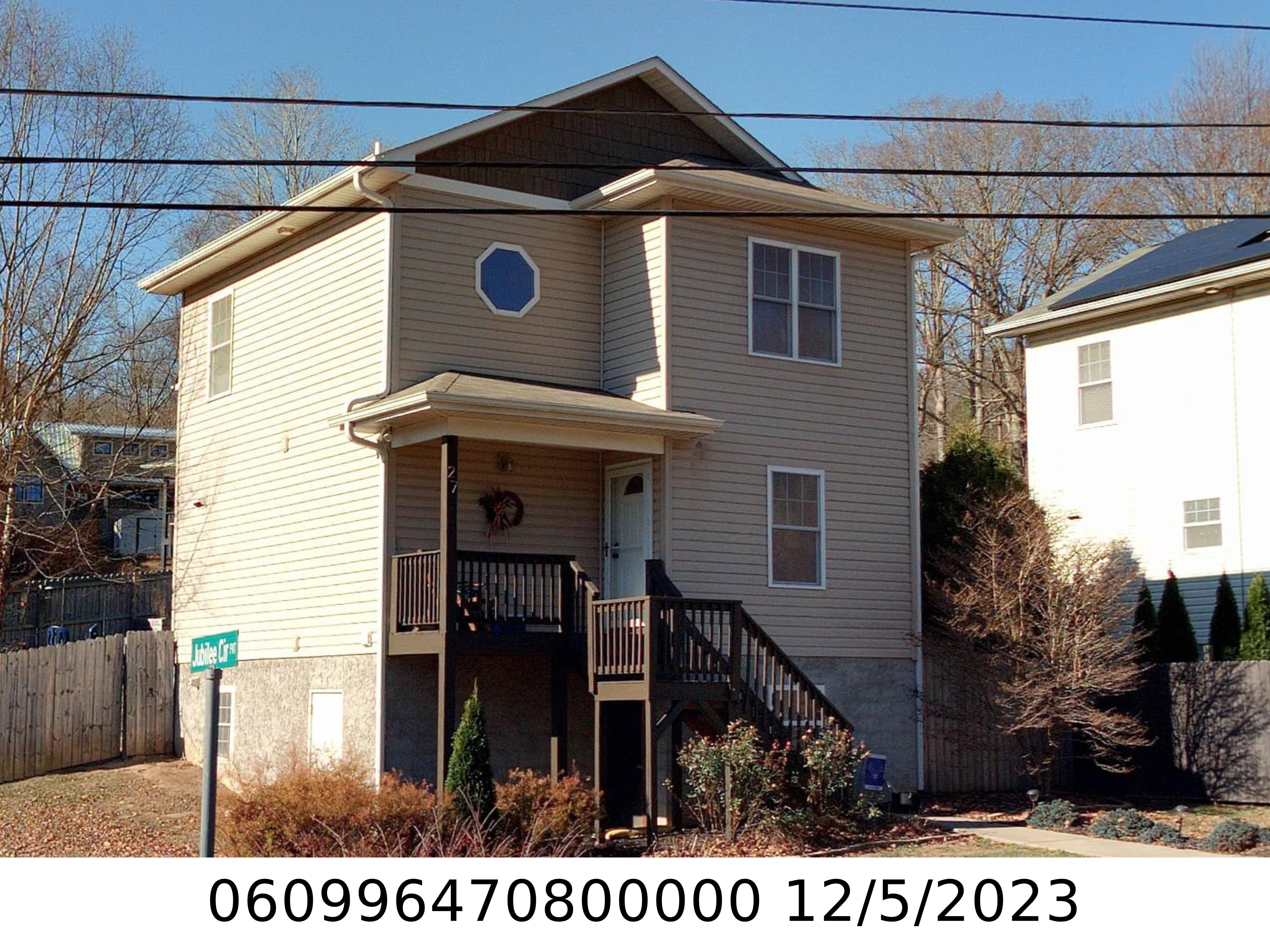 A picture of the property located at 27 BYRD RD, BLACK MOUNTAIN NC 28711.