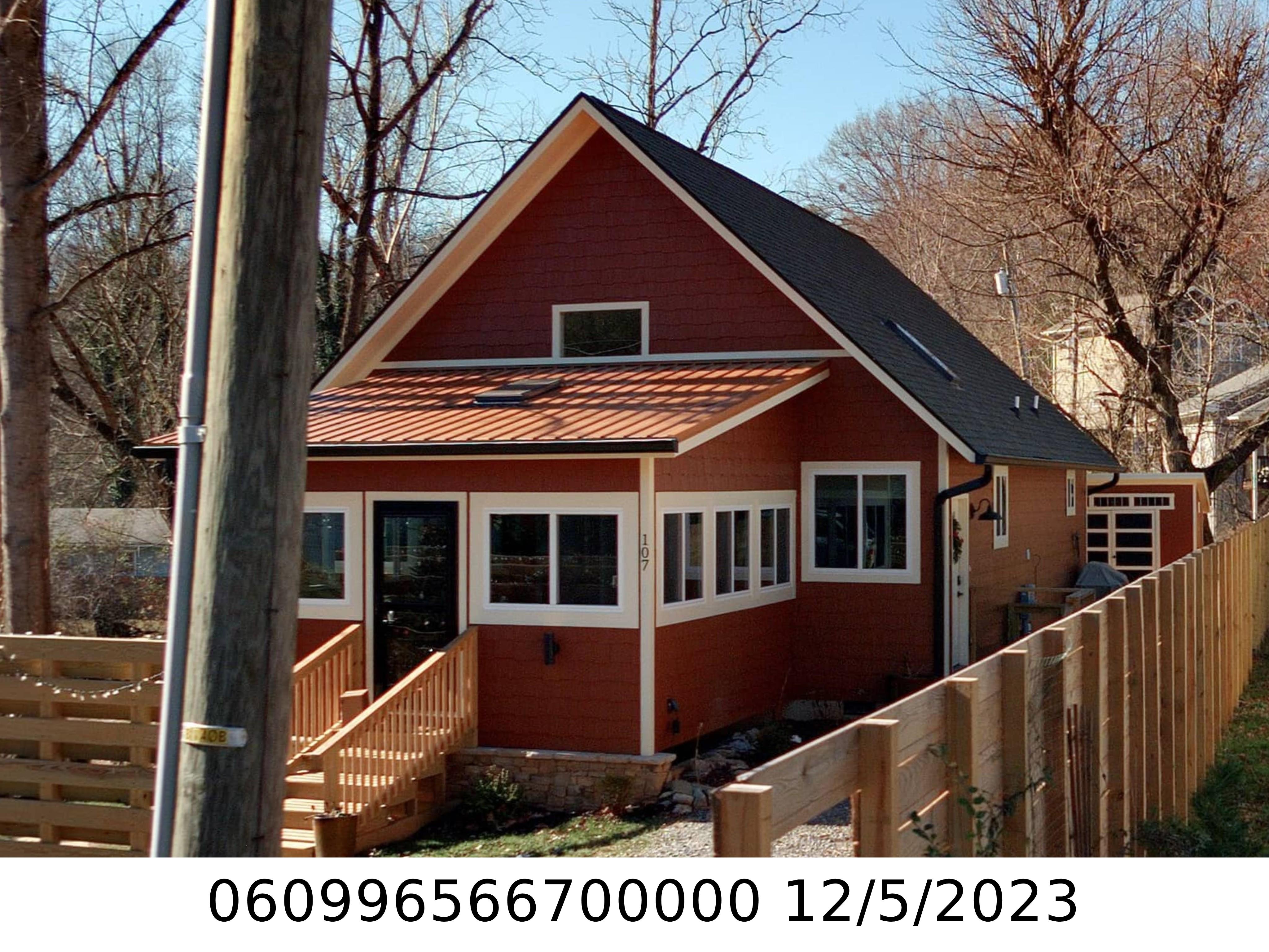 A picture of the property located at 107 HIAWASSEE AVE, BLACK MOUNTAIN NC 28711.