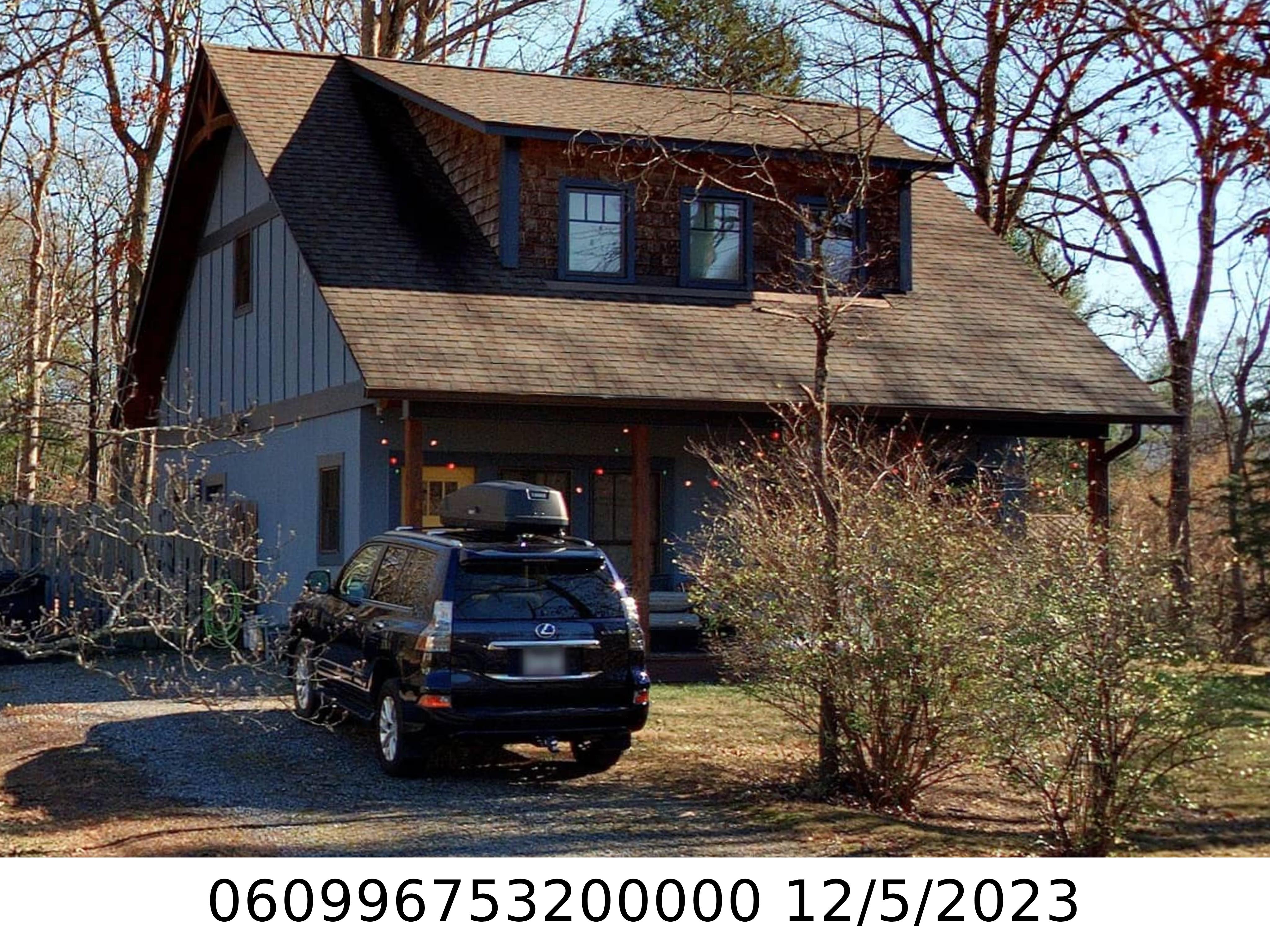 A picture of the property located at 216 HIAWASSEE AVE, BLACK MOUNTAIN NC 28711.