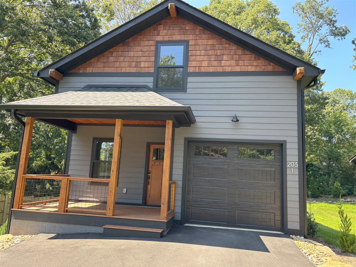 A picture of the property located at 203 S OCONEECHEE AVE # 1, BLACK MOUNTAIN NC 28711.