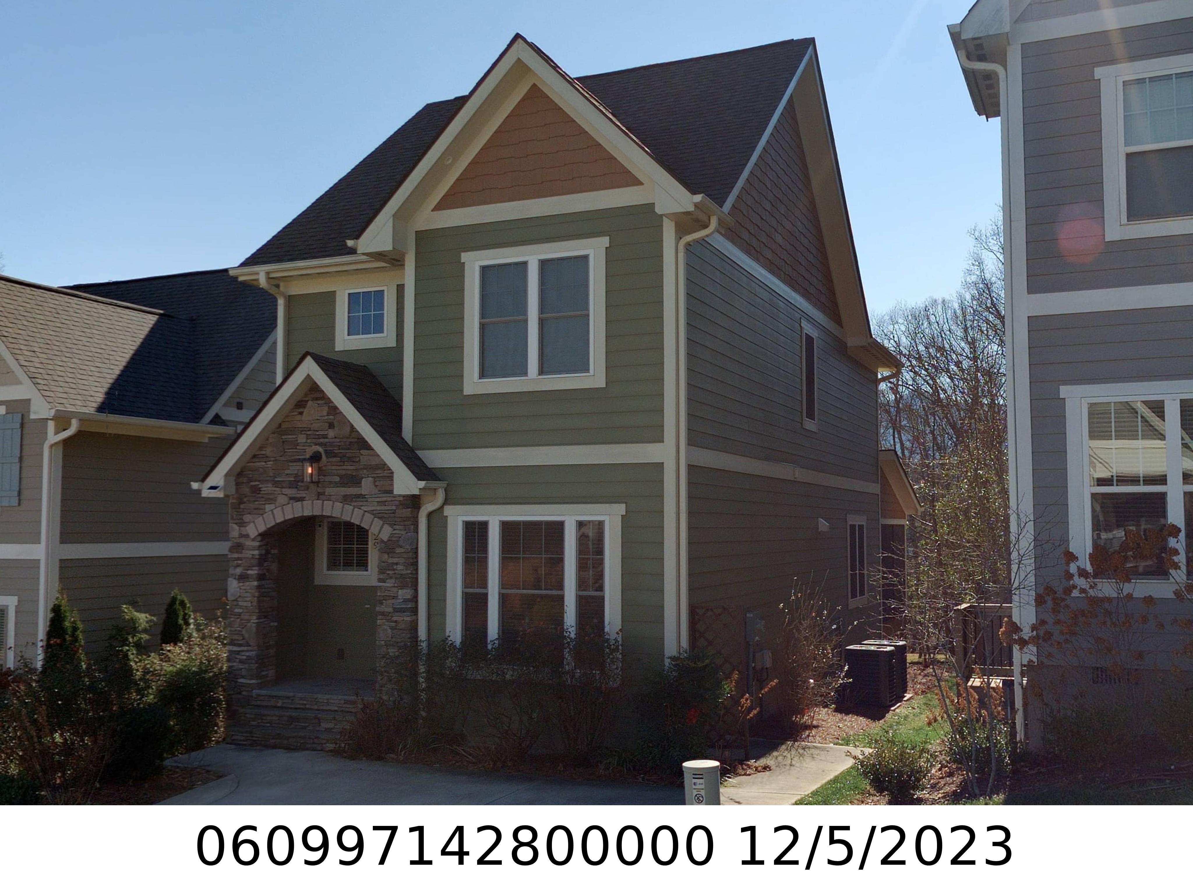 A picture of the property located at 29 TUDOR WAY, BLACK MOUNTAIN NC 28711.