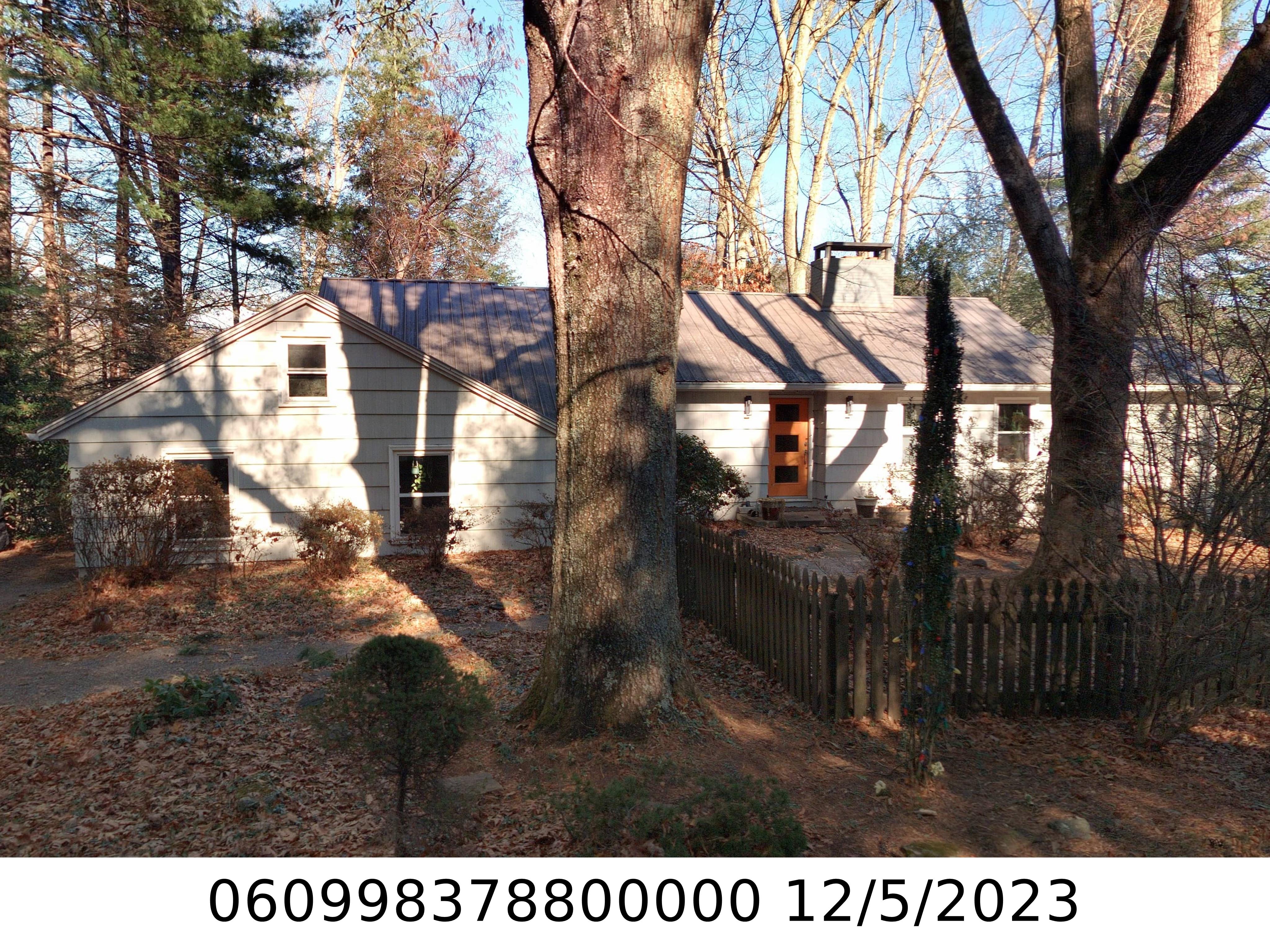 A picture of the property located at 102 FAIRWAY DR, BLACK MOUNTAIN NC 28711.