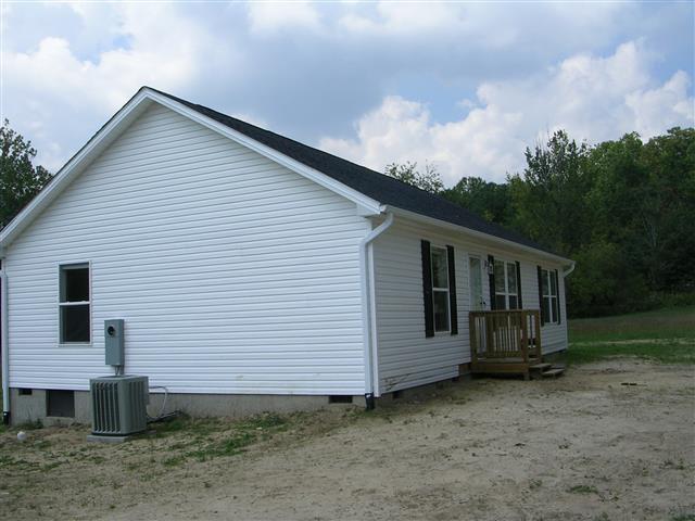 A picture of the property located at 5 RAINDANCE LN, FAIRVIEW NC 28730.