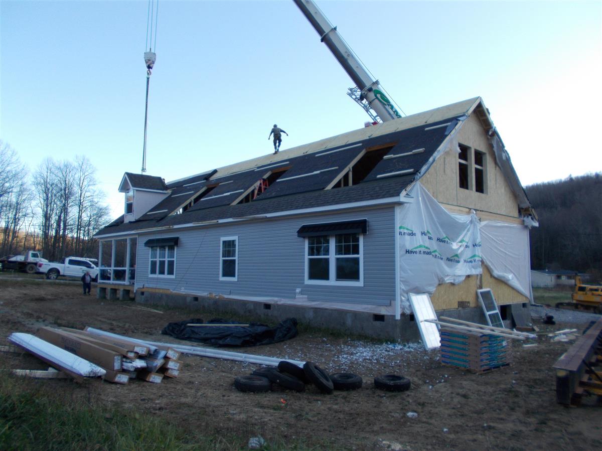 A picture of the property located at 7 BEATRICE LN, FAIRVIEW NC 28730.