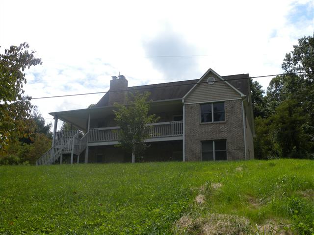 A picture of the property located at 19 ALONZO LN, FAIRVIEW NC 28730.