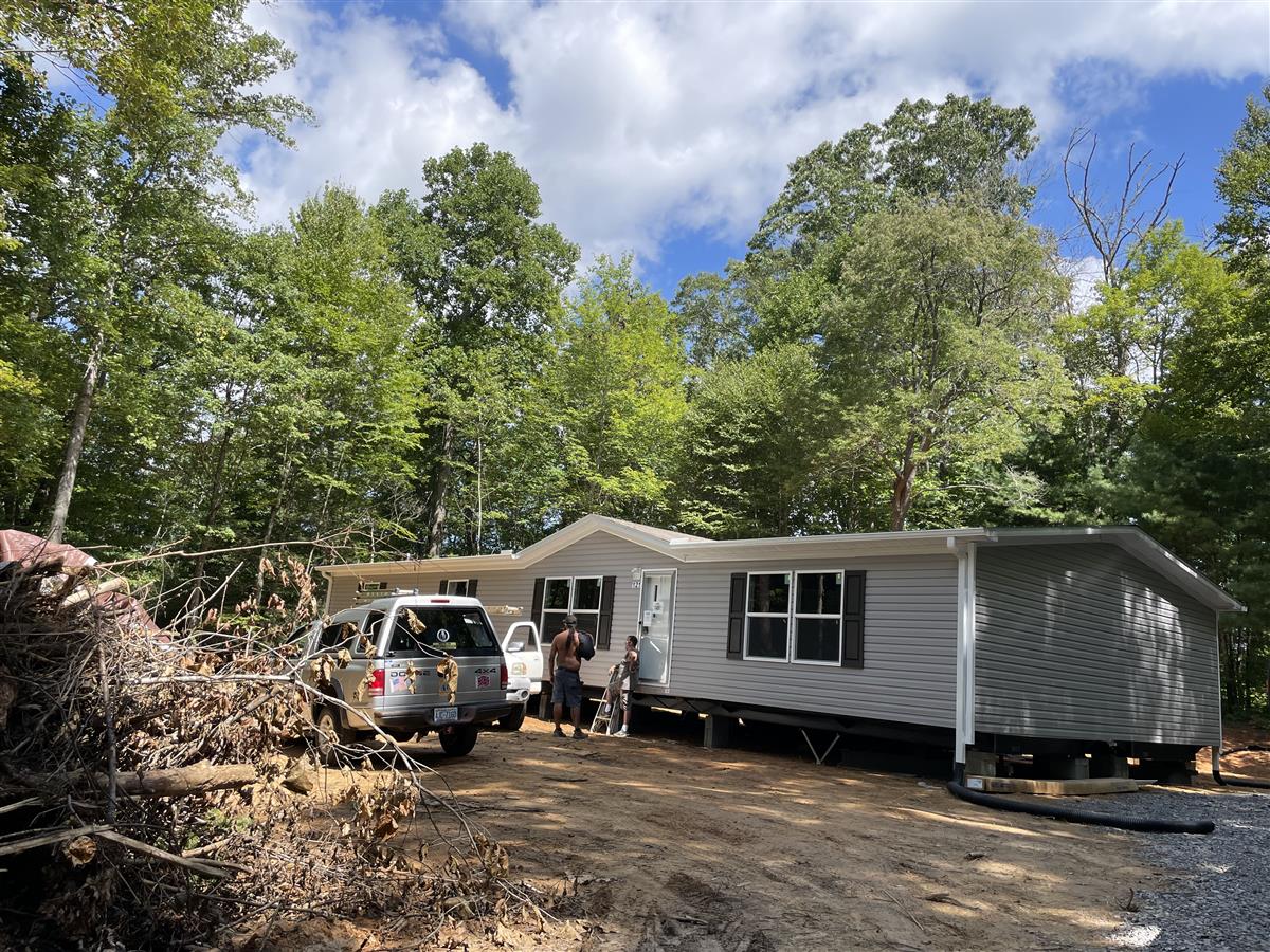 A picture of the property located at 121 WHEELON WAY DR, FAIRVIEW NC 28730.