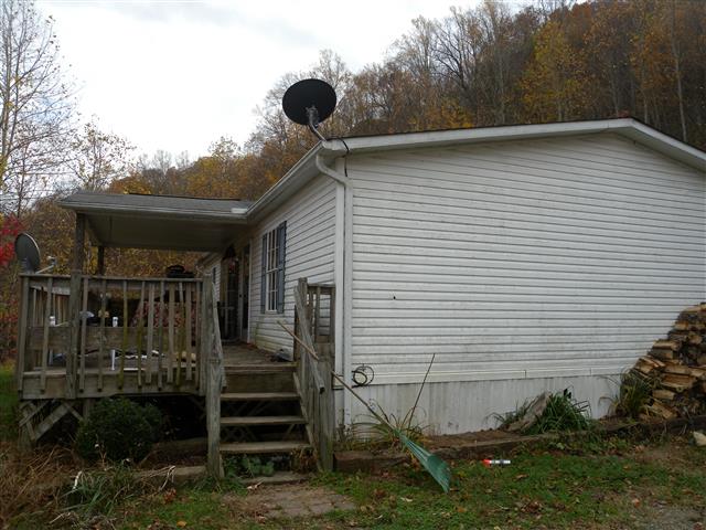 A picture of the property located at 18 OVERCAST TRL, FAIRVIEW NC 28730.