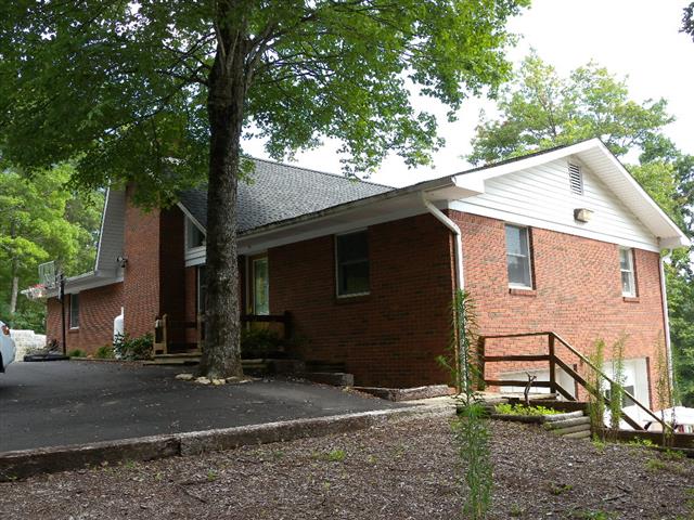 A picture of the property located at 97 WHIPPOORWILL LN, FAIRVIEW NC 28730.