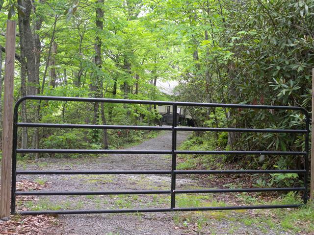 A picture of the property located at 144 ECHO MOUNTAIN VIEW RD, FAIRVIEW NC 28730.