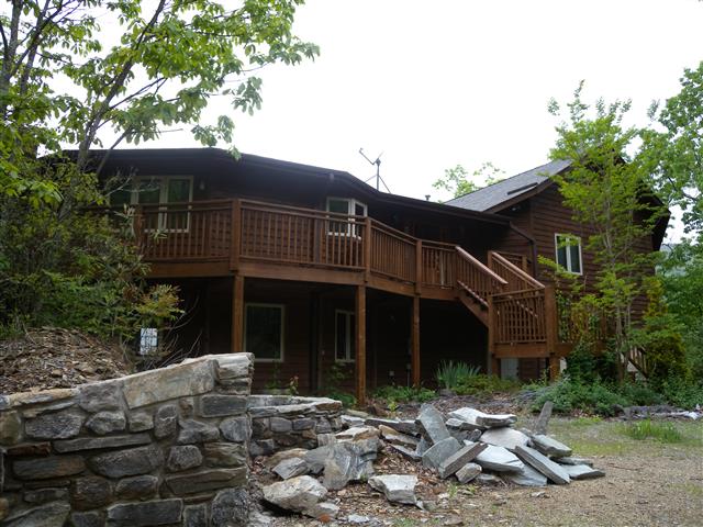 A picture of the property located at 64 ECHO MOUNTAIN VIEW RD, FAIRVIEW NC 28730.