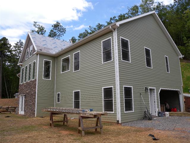A picture of the property located at 124 FRANKLIN FAMILY CV, FAIRVIEW NC 28730.