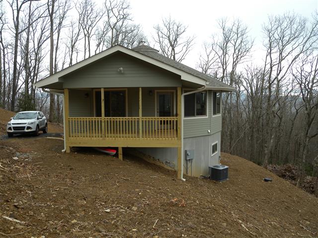 A picture of the property located at 143 ECHO MOUNTAIN VIEW RD, FAIRVIEW NC 28730.