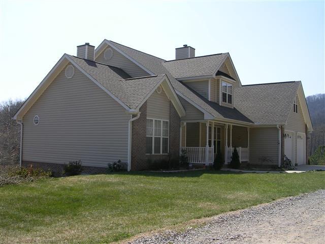 A picture of the property located at 1660 OLD FORT RD, FAIRVIEW NC 28730.